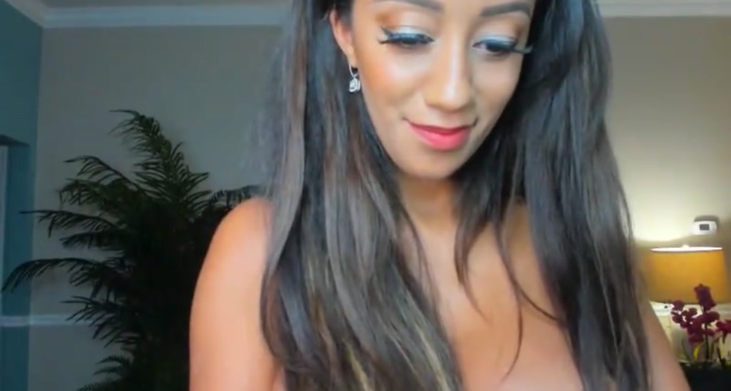 Ariana_Gray video thumbnail