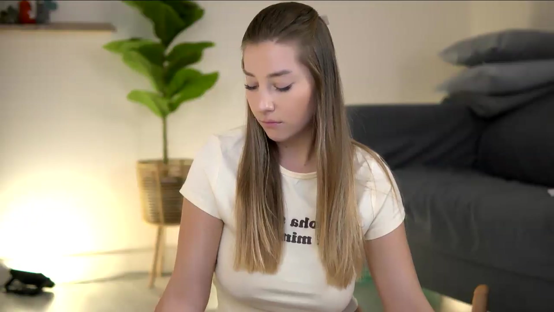 AshleyVox video thumbnail