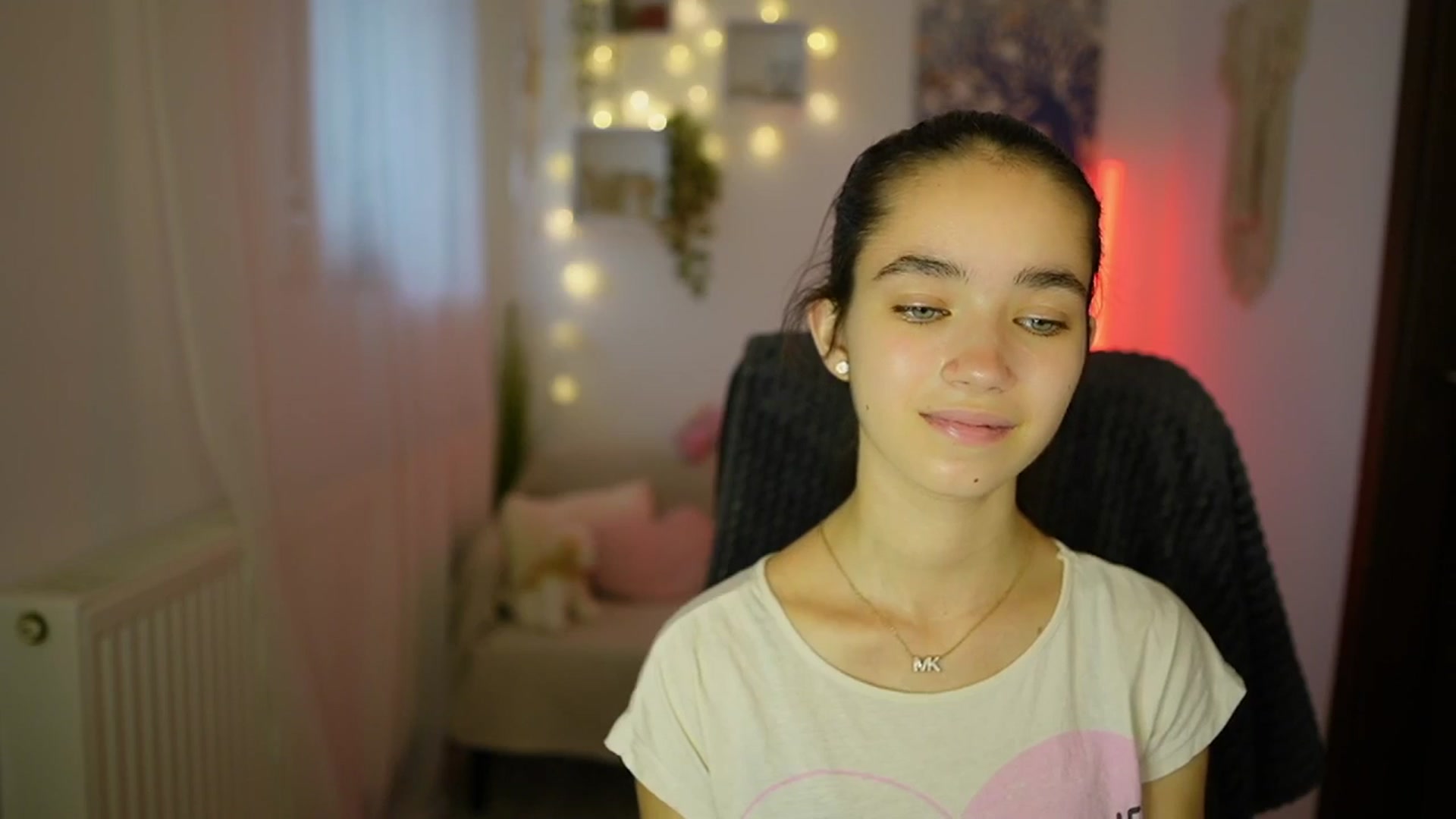 Gia_Paige18 video thumbnail