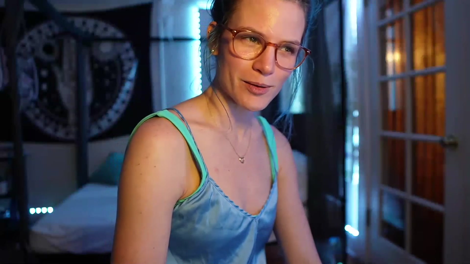 Gia_Hill video thumbnail