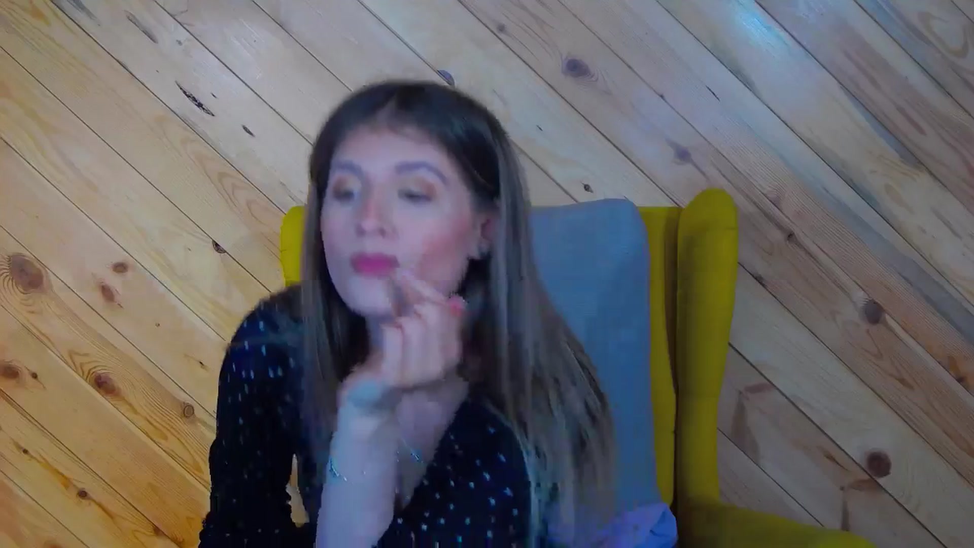Miss_L video thumbnail
