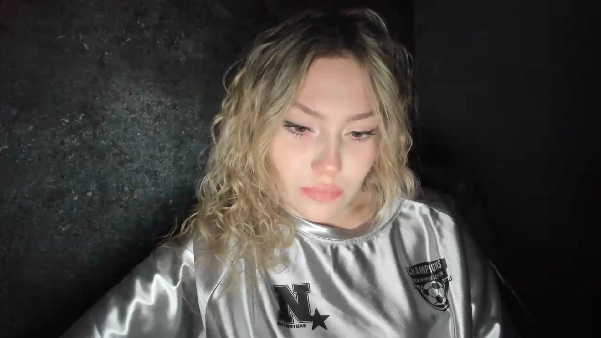 Milanana video thumbnail