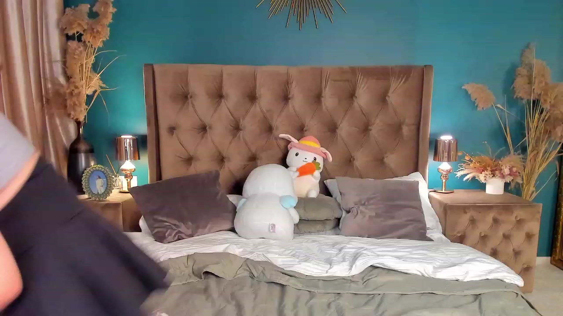 ElsaYoung video thumbnail