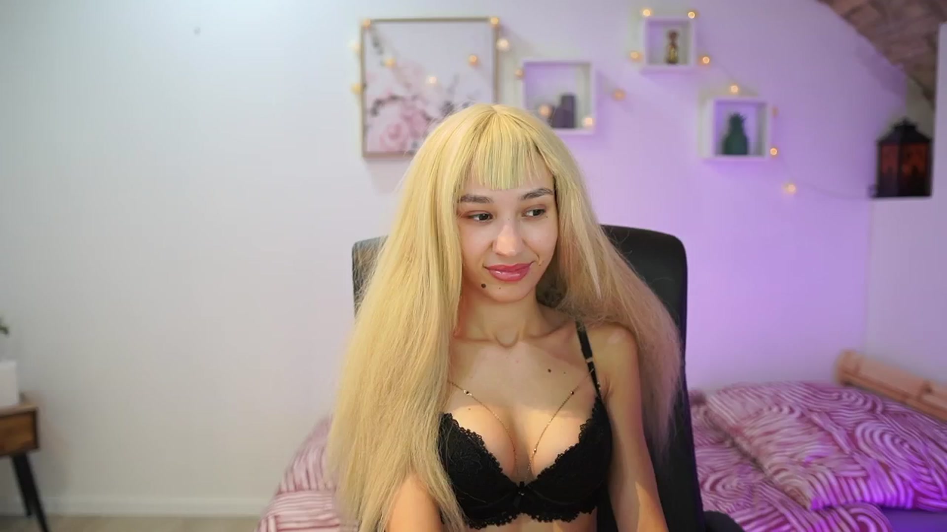 Amai__Liu video thumbnail