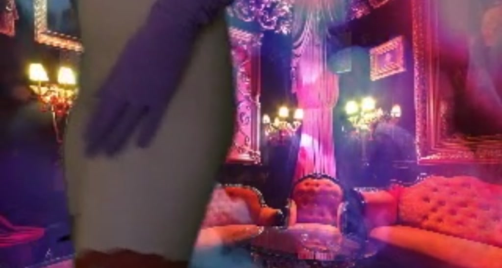 AnnaMolli video thumbnail