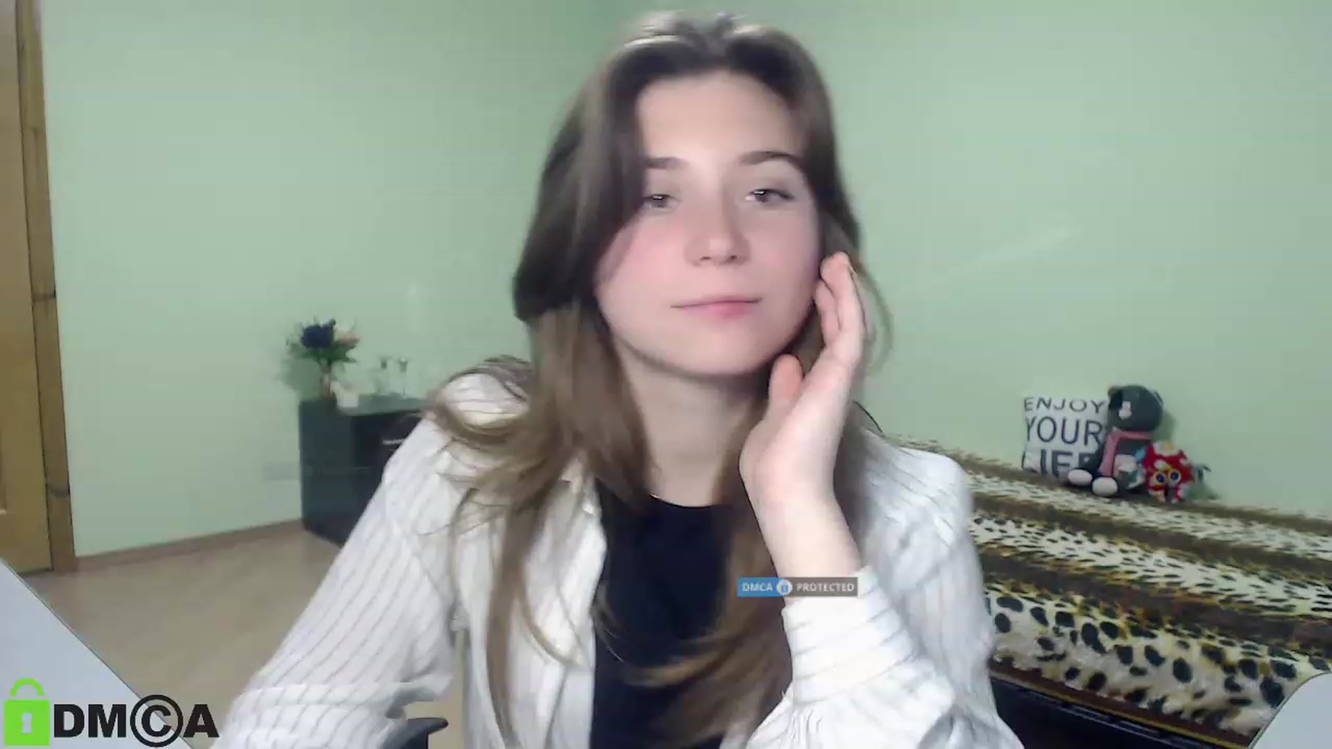 MonicaaCute video thumbnail