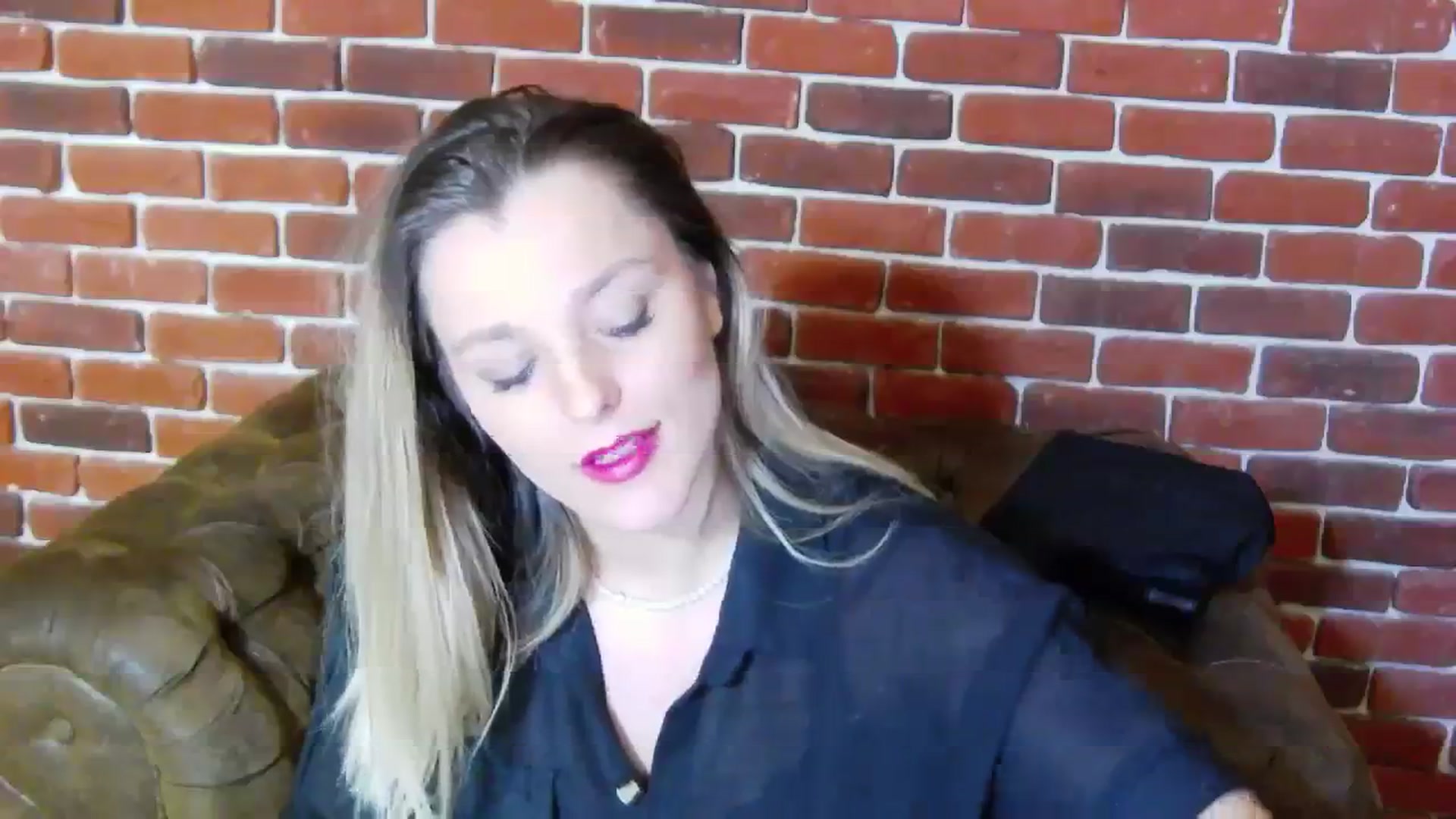 Leyla_T video thumbnail