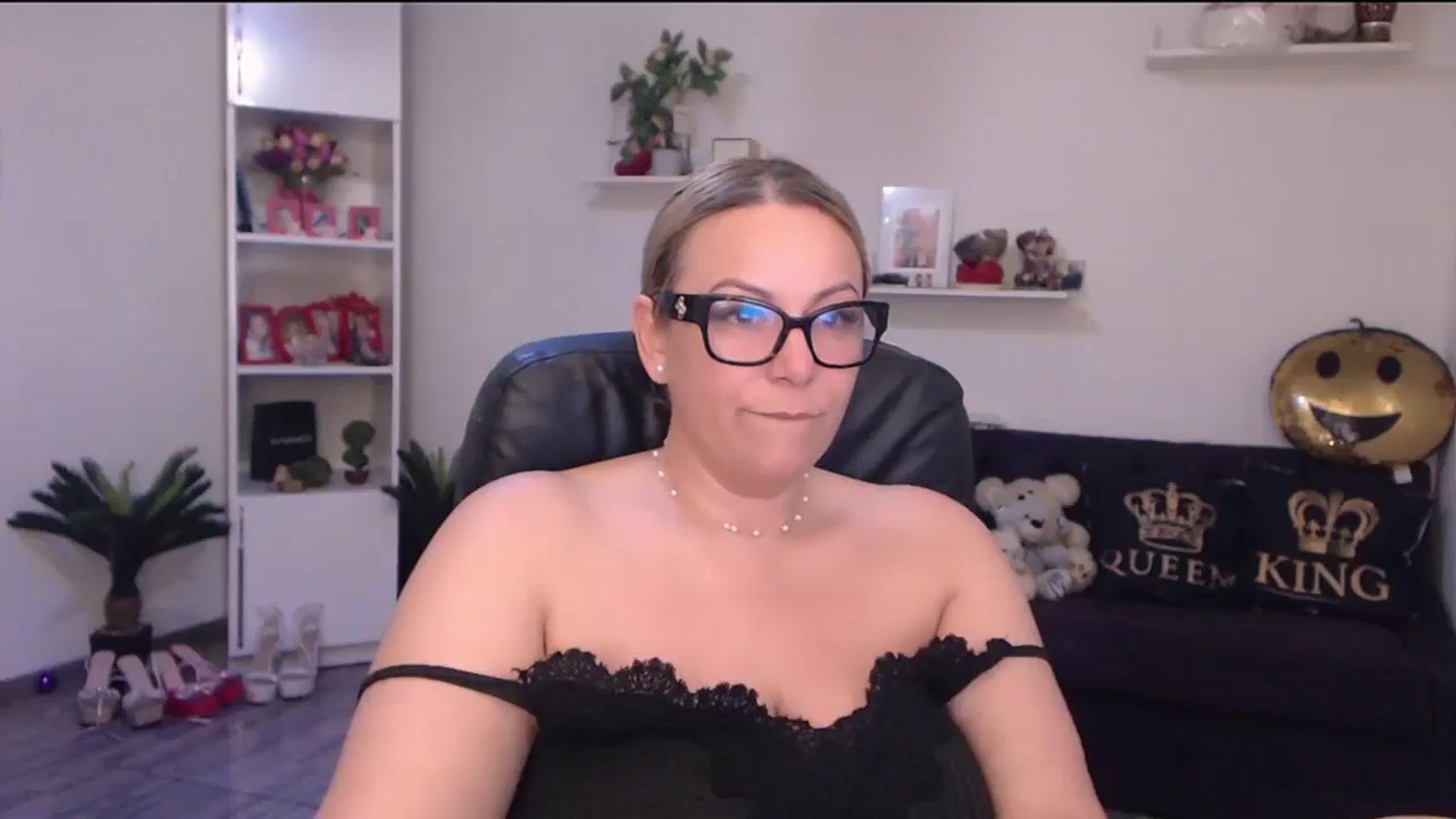 A_baby_Boo video thumbnail