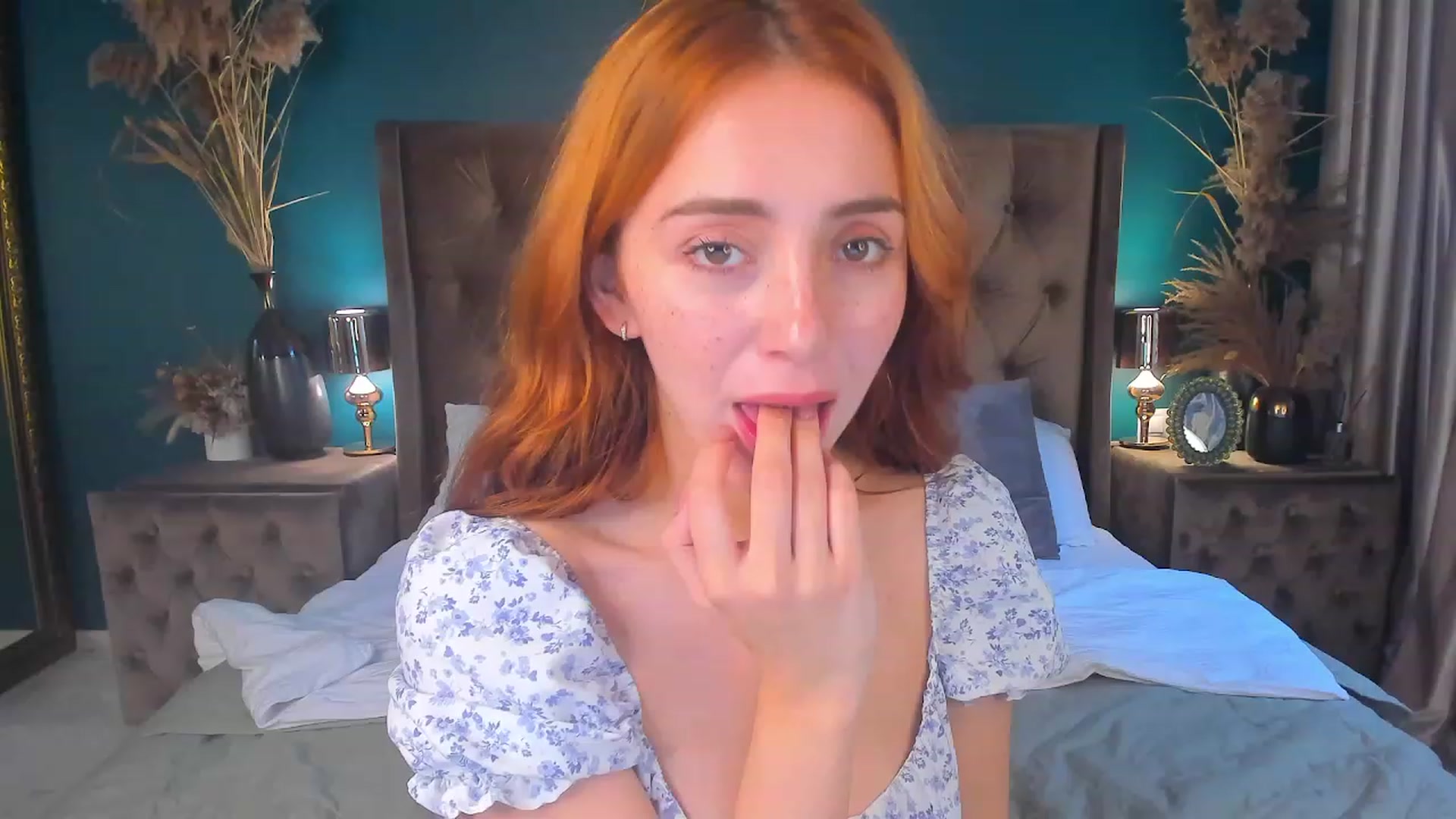 ElsaYoung video thumbnail