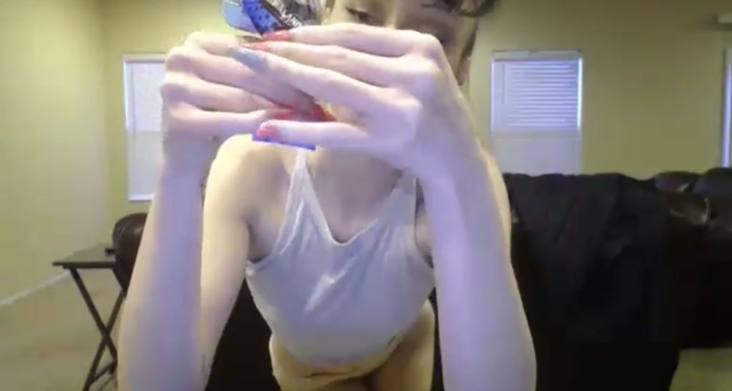 MiNNiE_B00M video thumbnail
