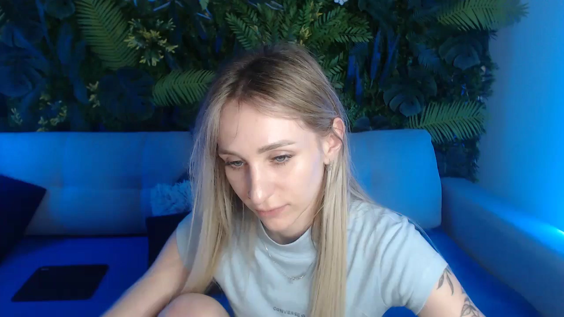 Horny_Blond video thumbnail