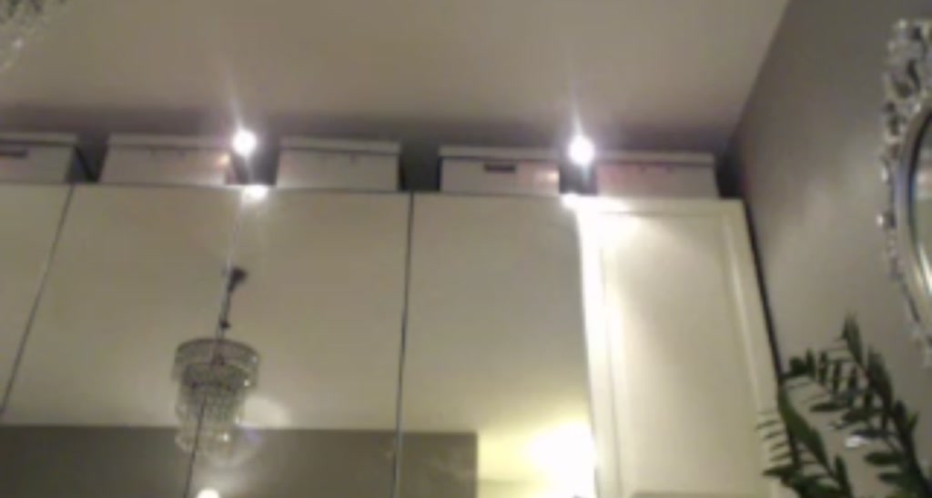 JustLily video thumbnail