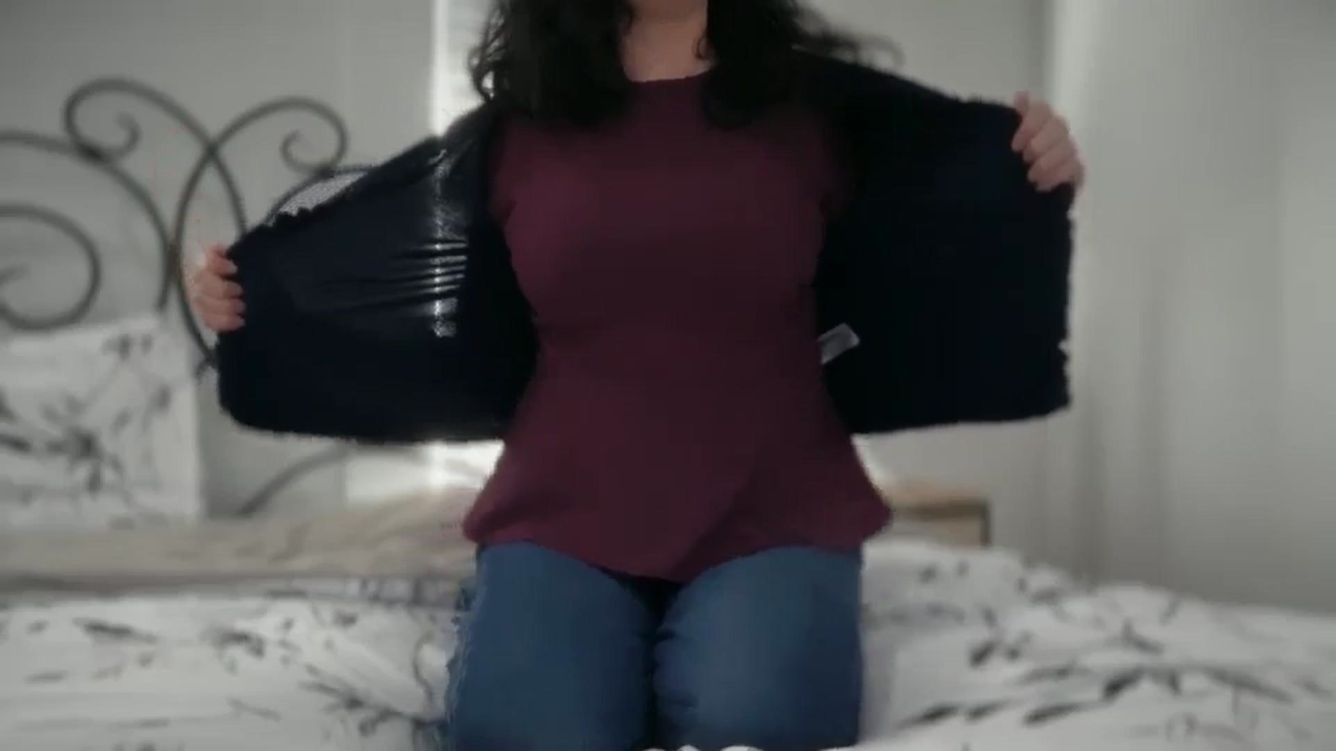Giaislovely video thumbnail