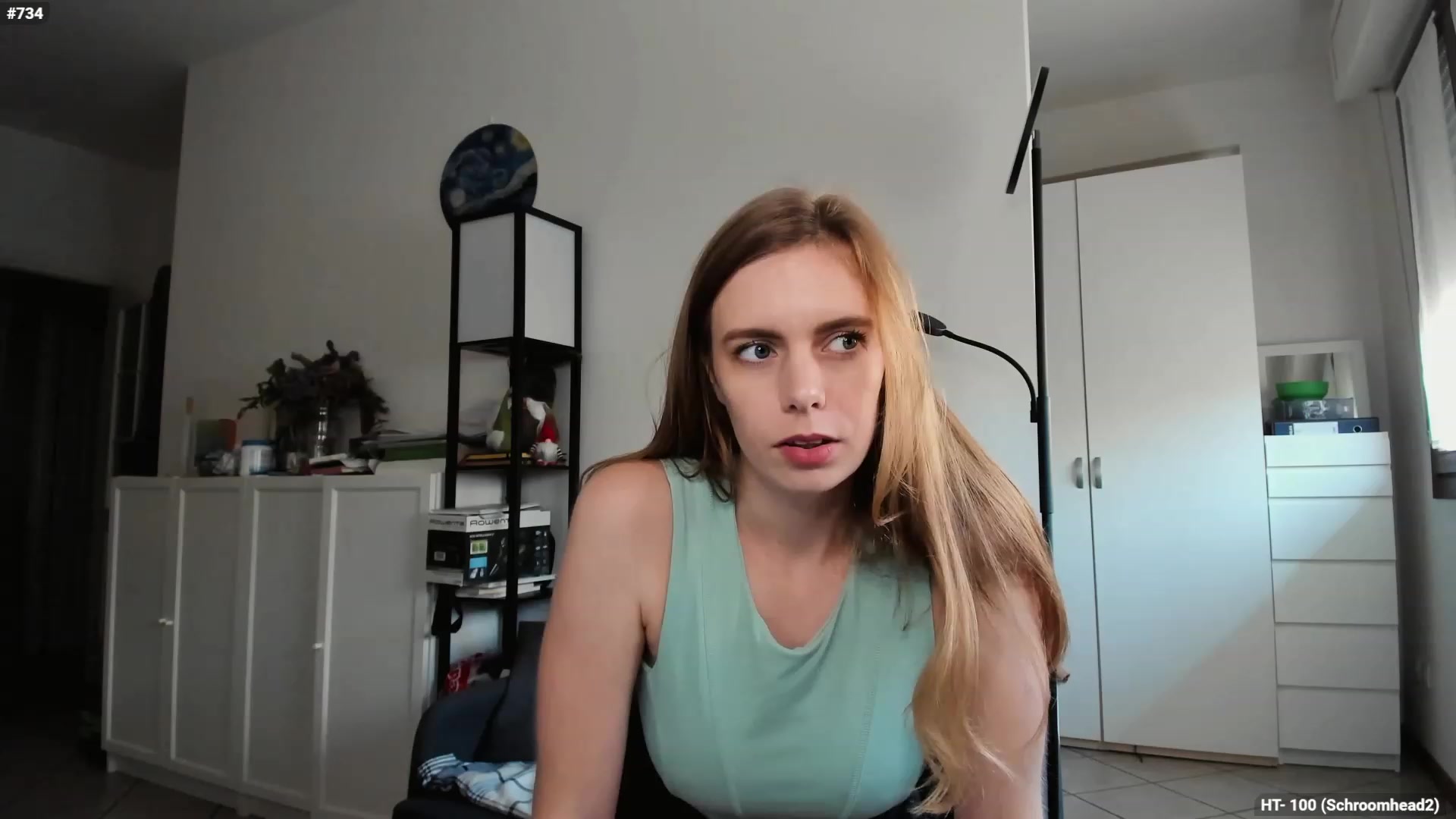 Personage video thumbnail