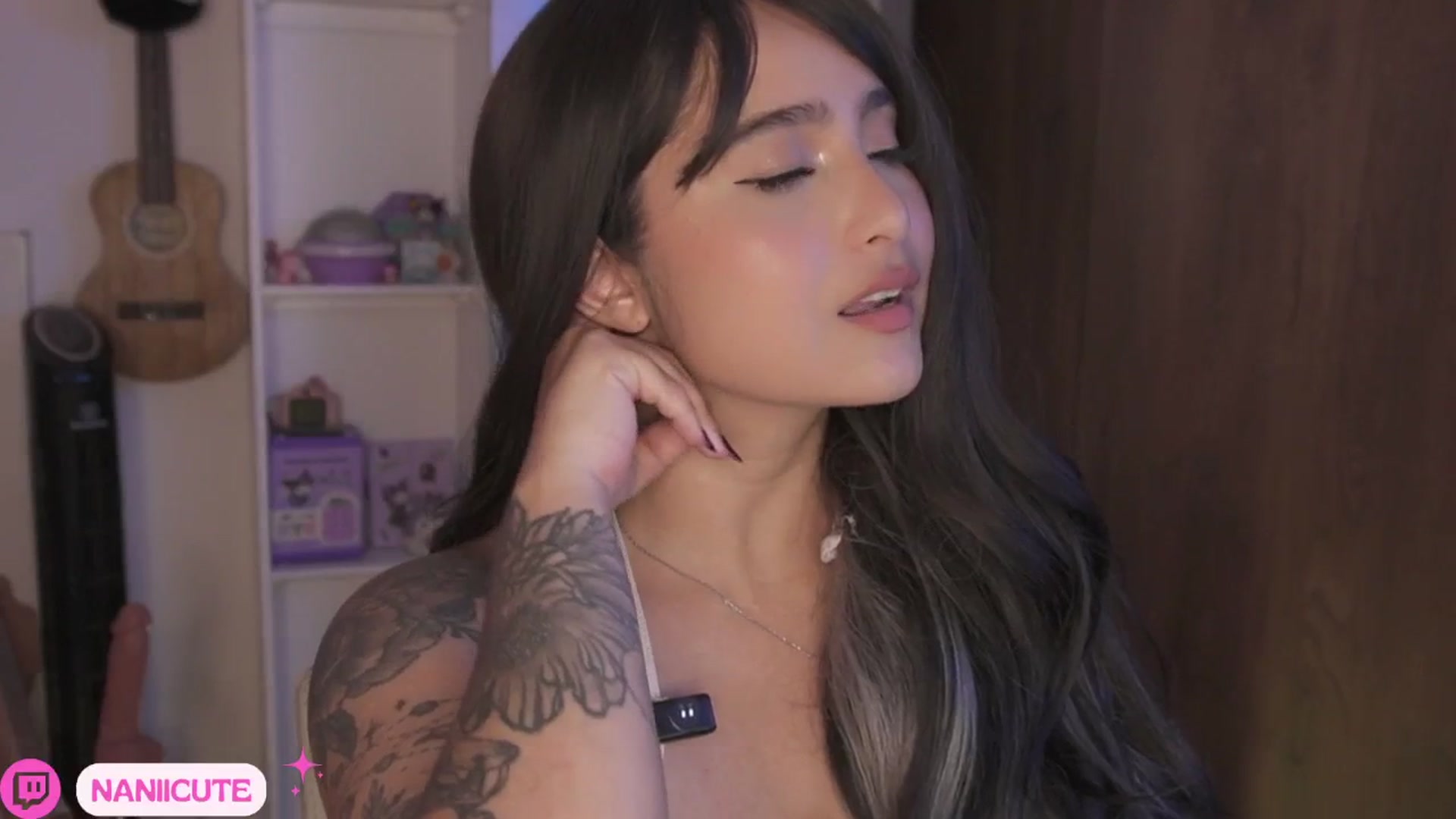 naniicute video thumbnail