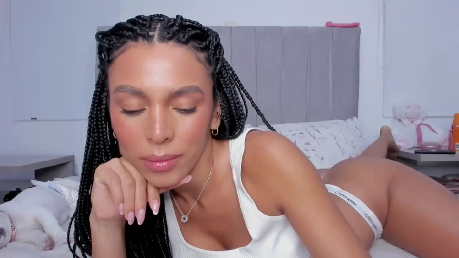 its_Ari video thumbnail
