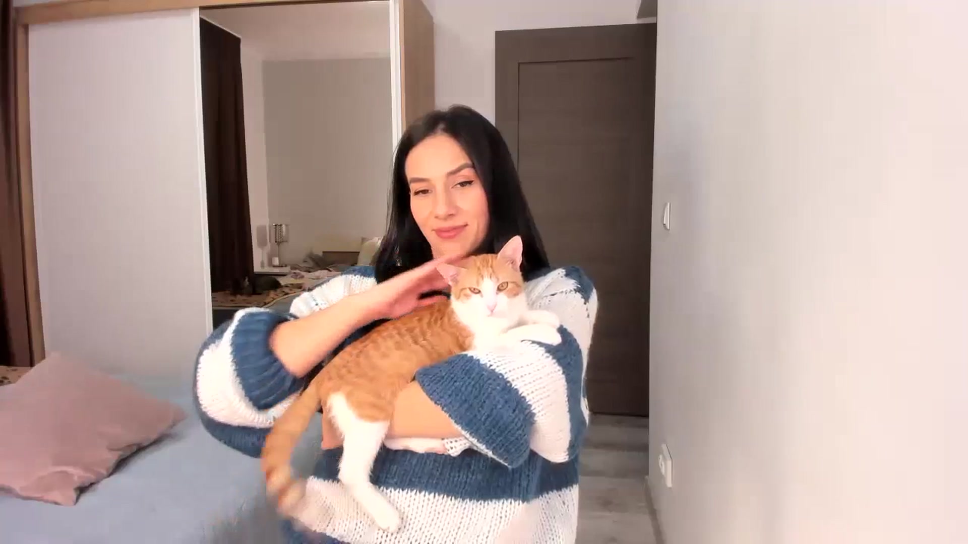 HelloAna video thumbnail