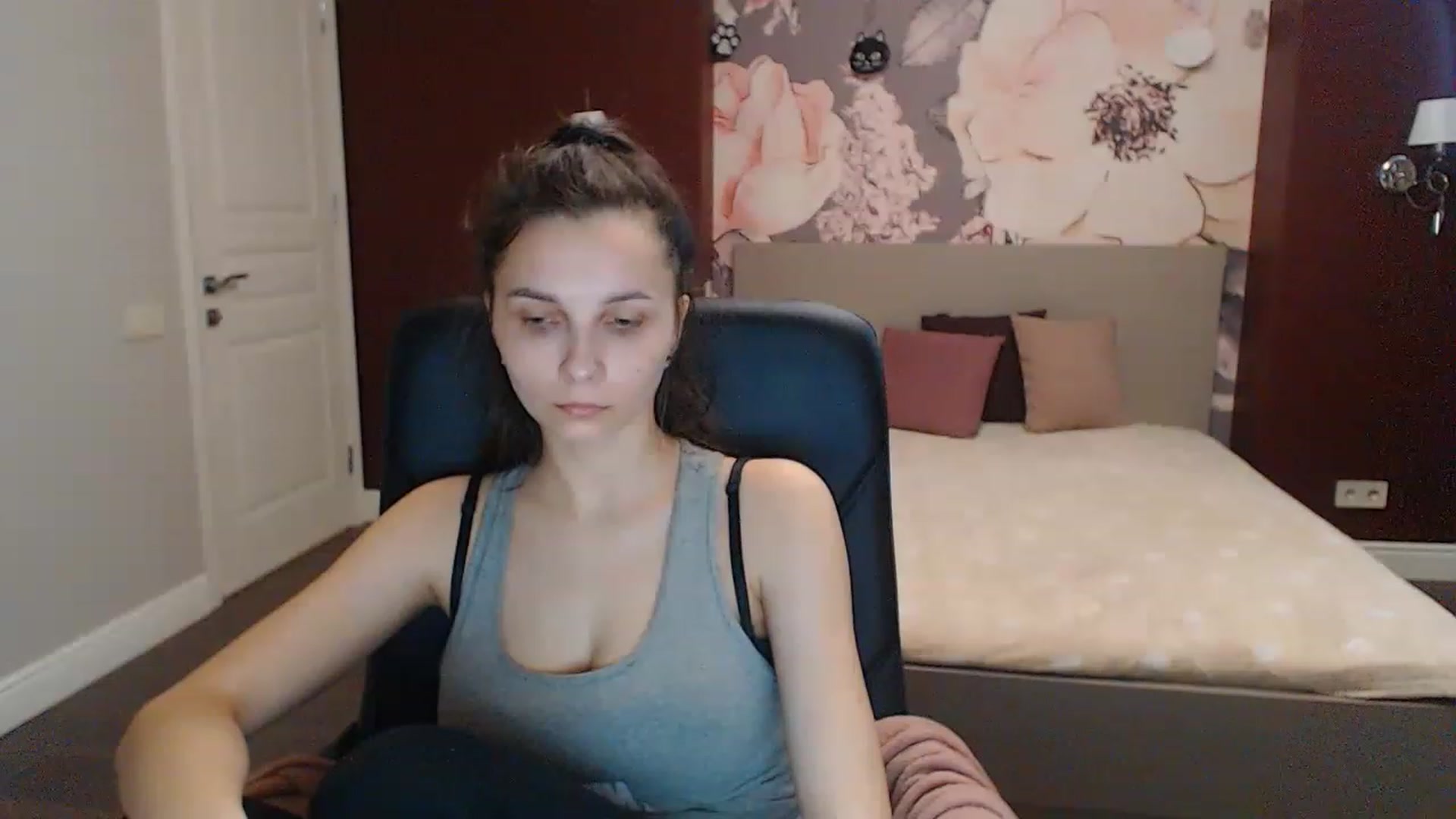 Karina_Mils video thumbnail