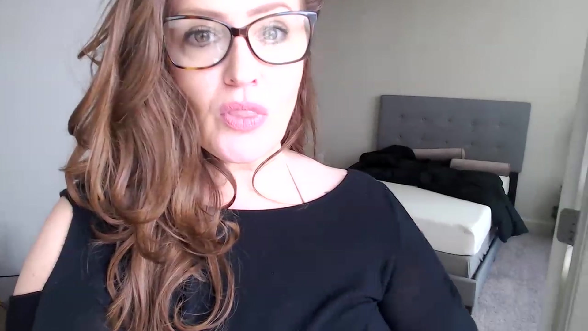 Alexis_Anne video thumbnail
