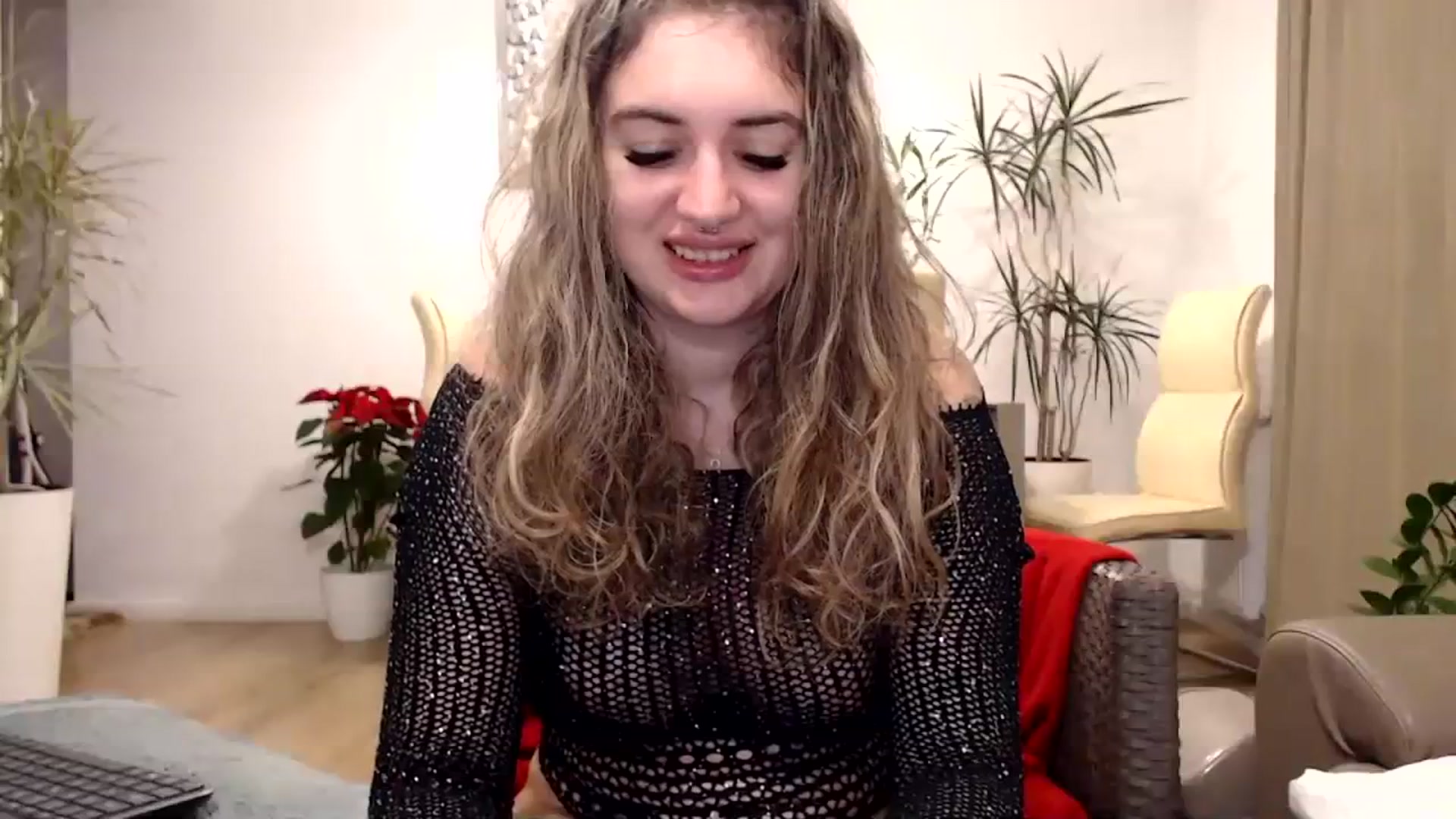 MissDivinna video thumbnail