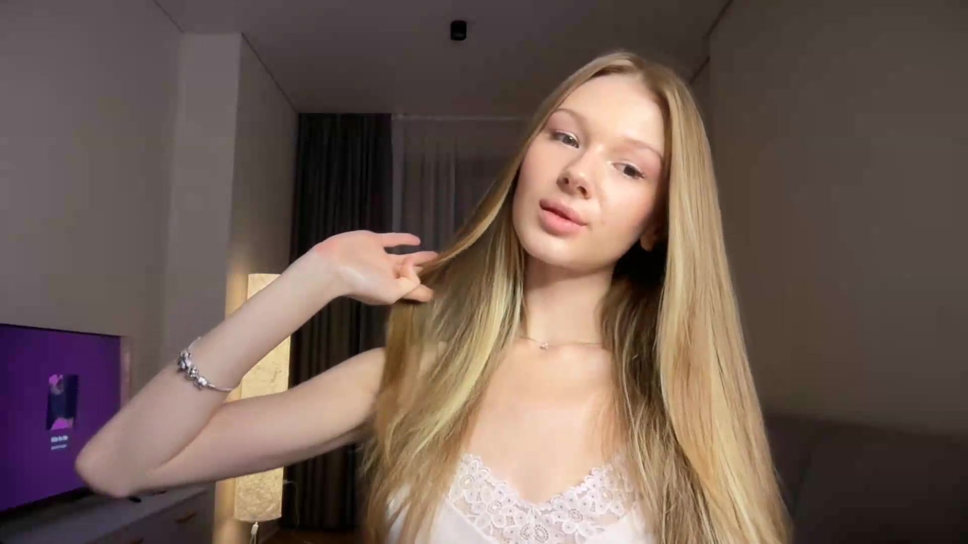 CuteBlonde video thumbnail