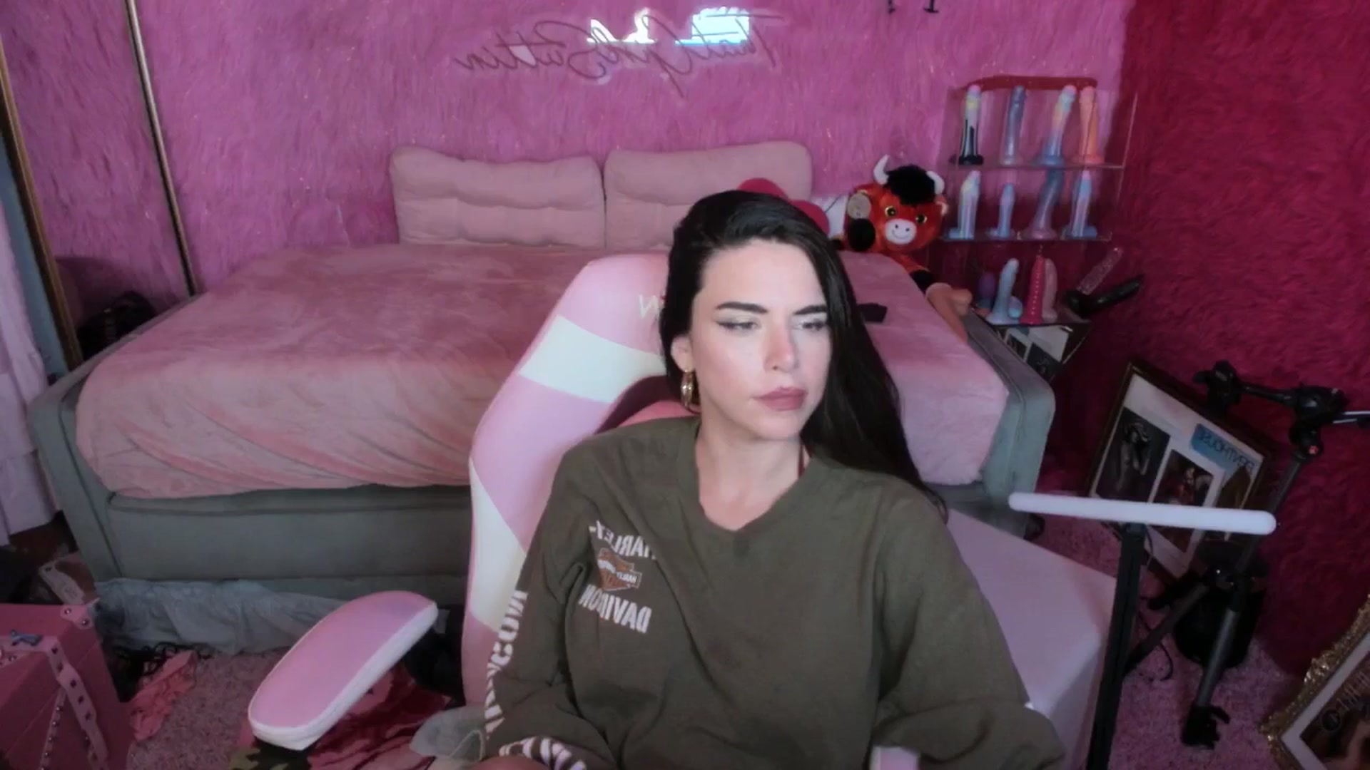 thatgrlsuttin video thumbnail