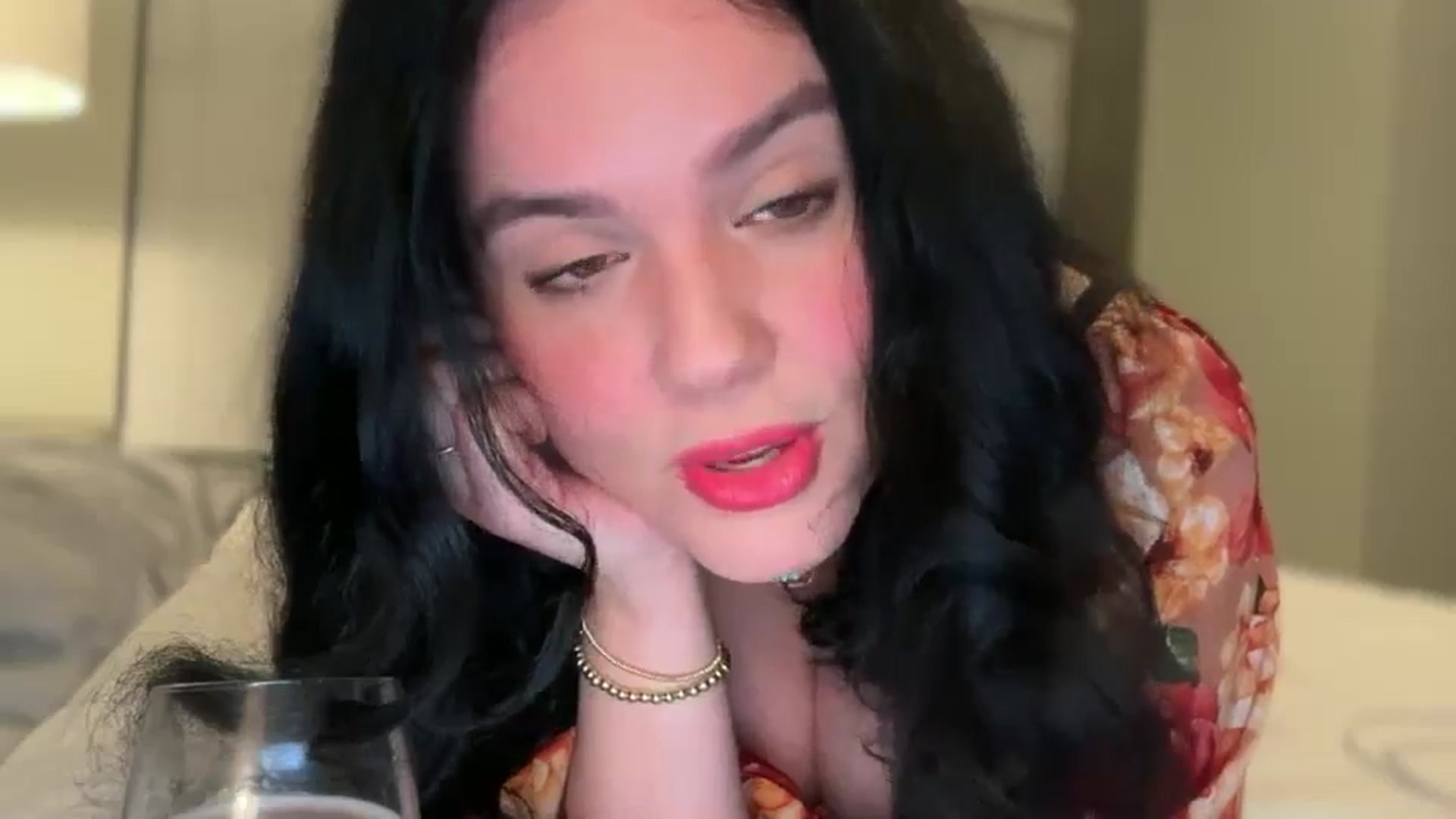 Giaislovely video thumbnail