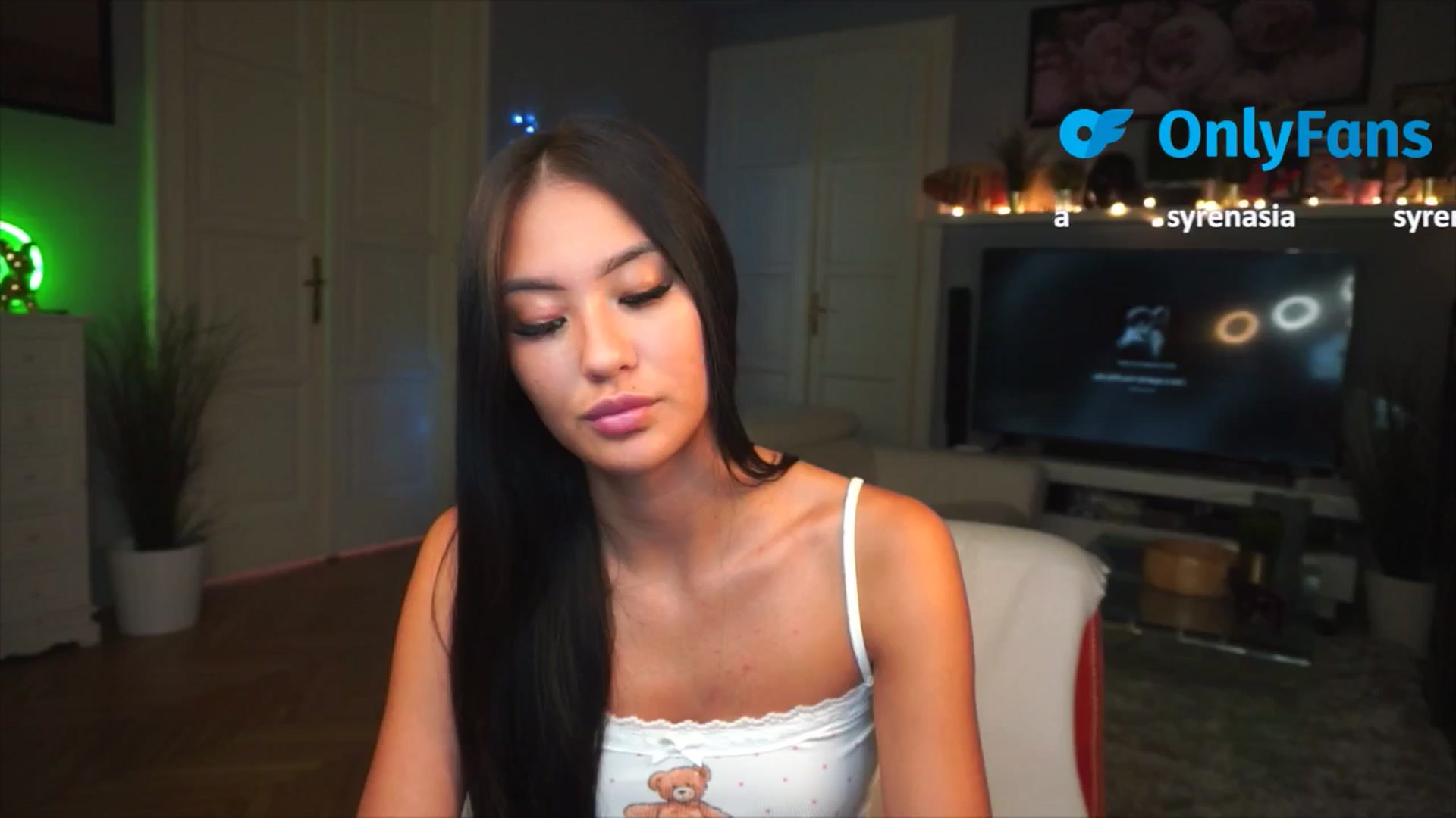 MaiStream video thumbnail