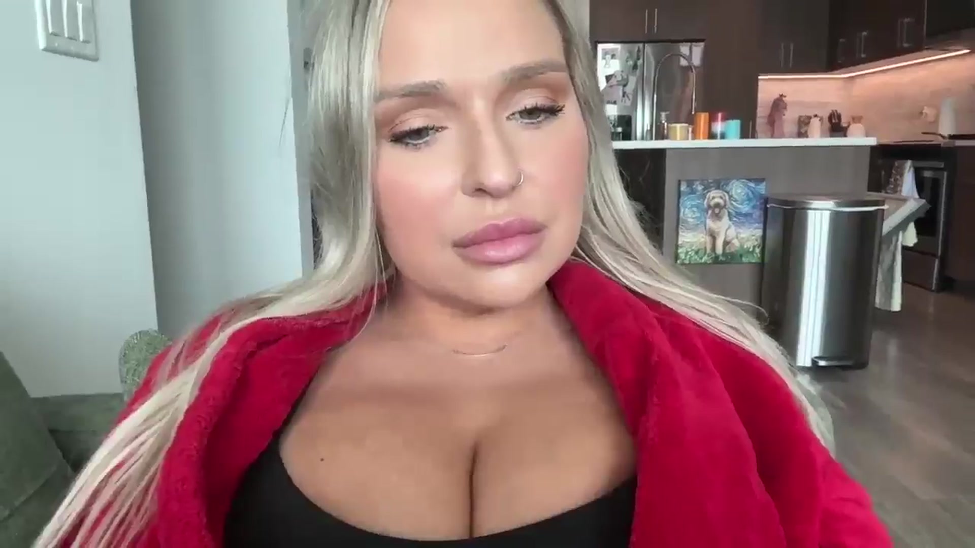 KissMyTitsPls video thumbnail