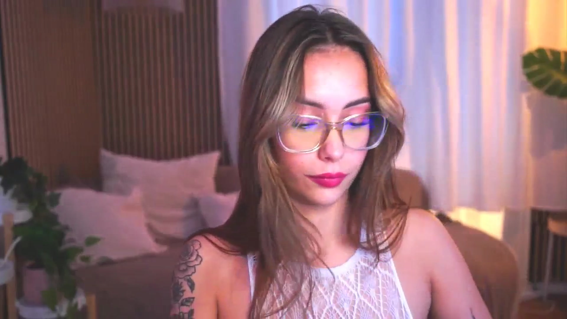 Naomii18 video thumbnail