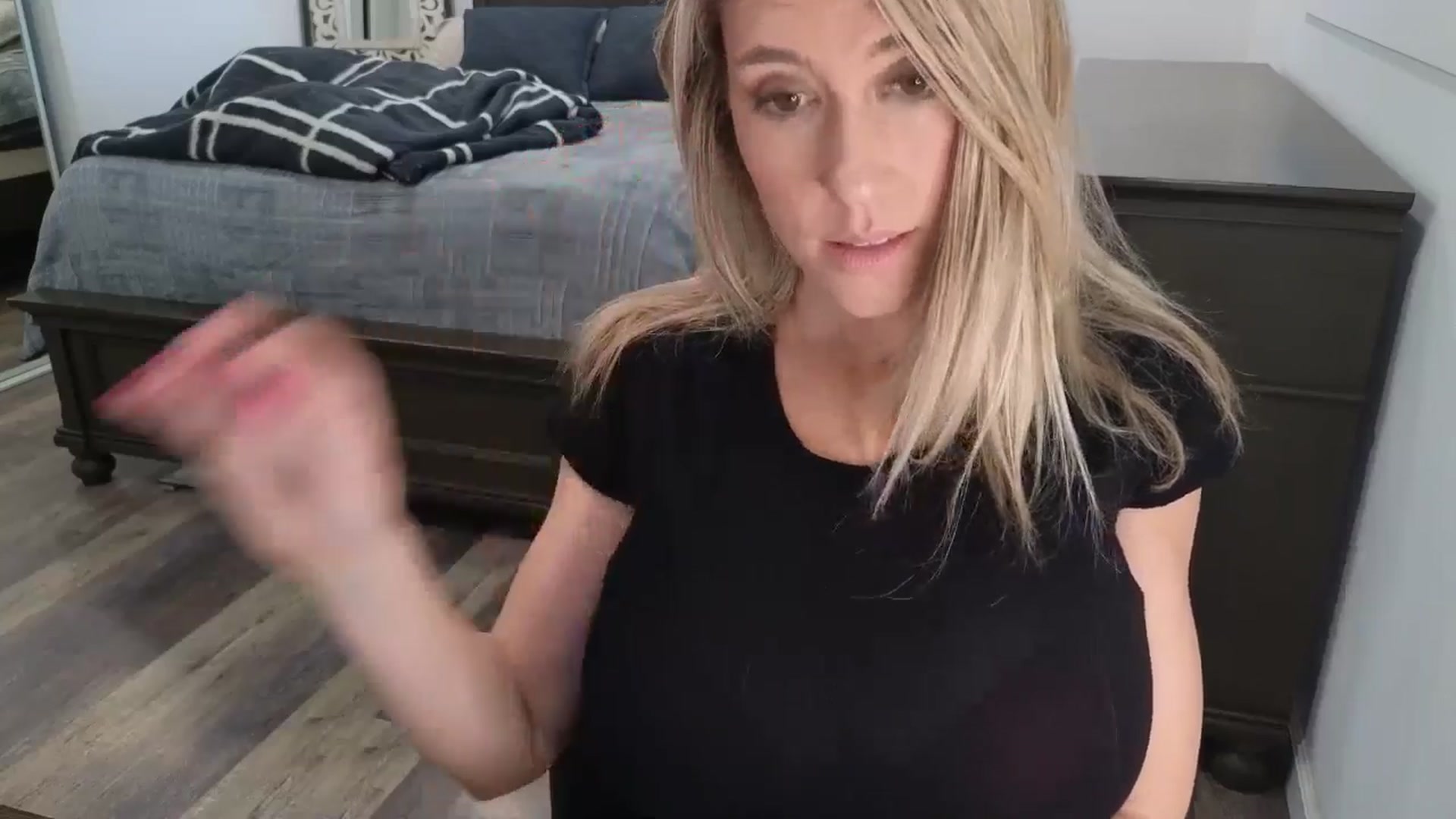 blond_milf video thumbnail