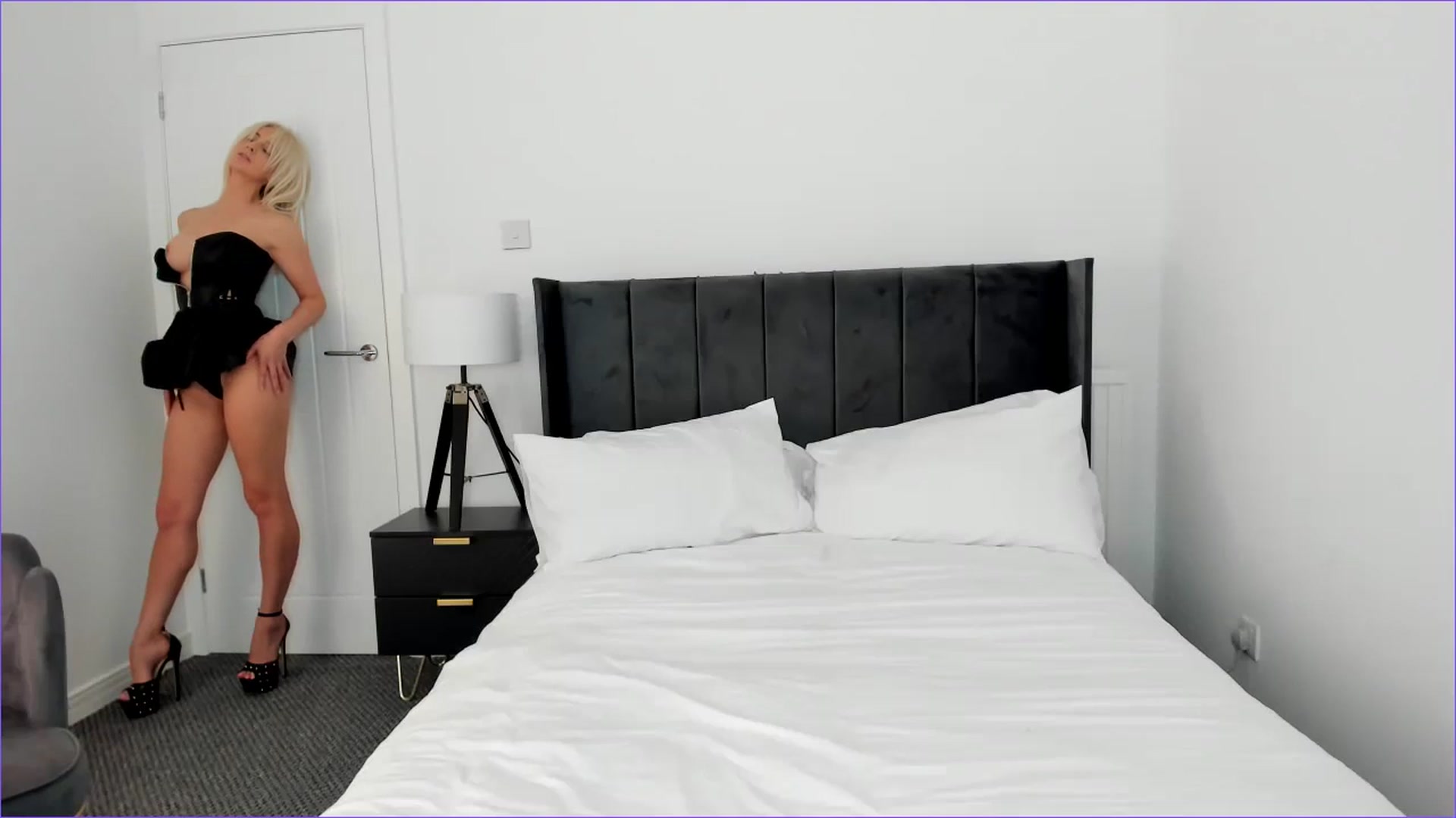 SelinaRose video thumbnail