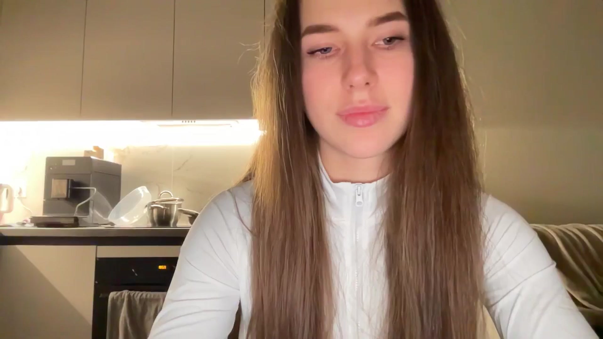kissfreeze video thumbnail