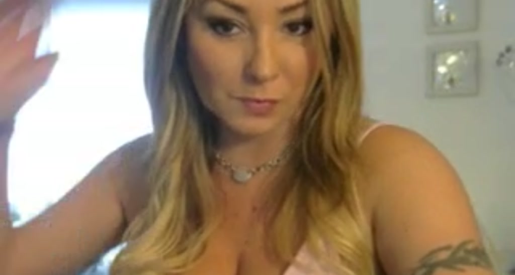 JuicyJamie_69 video thumbnail