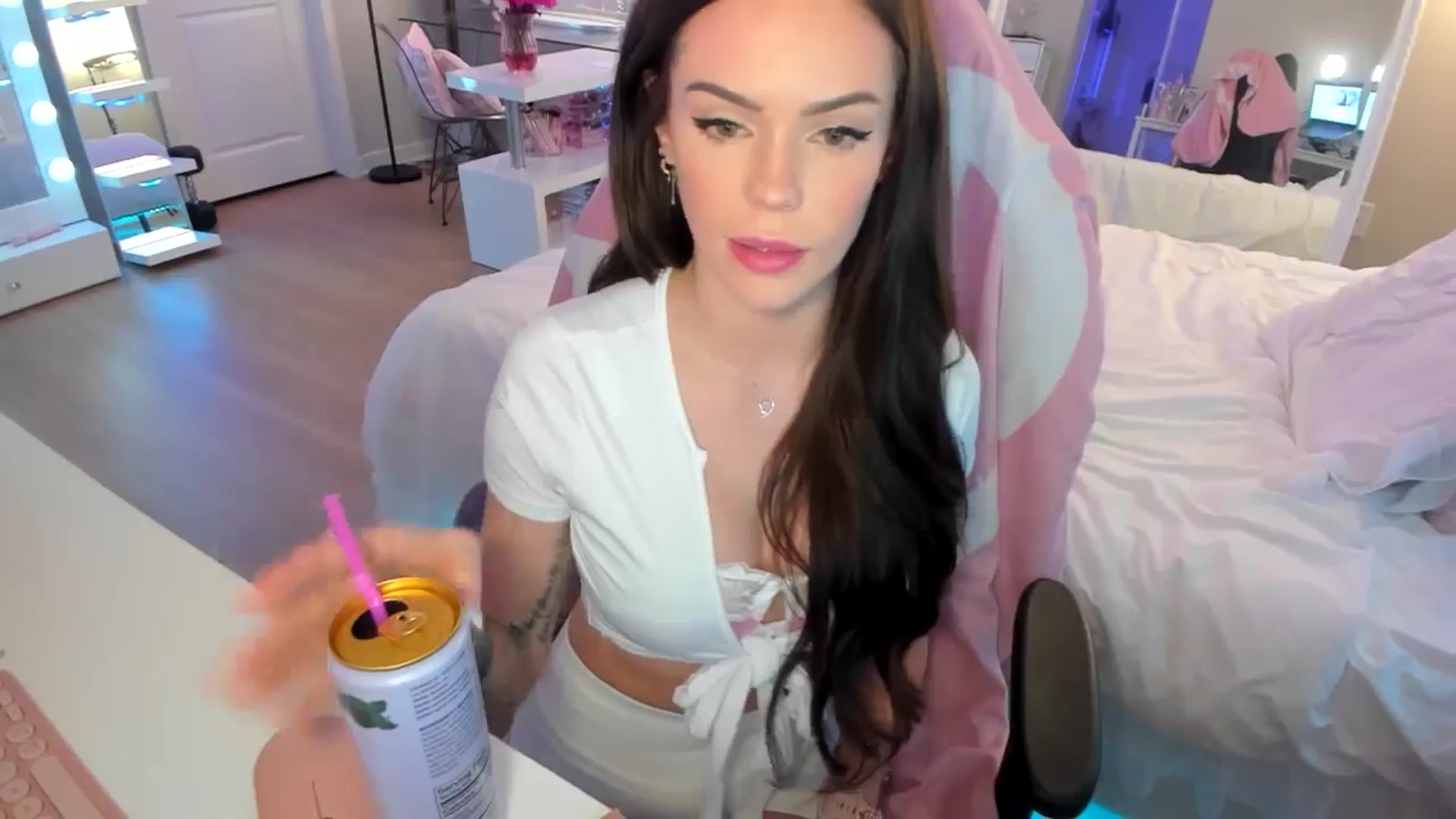 BrinaNellie_ video thumbnail
