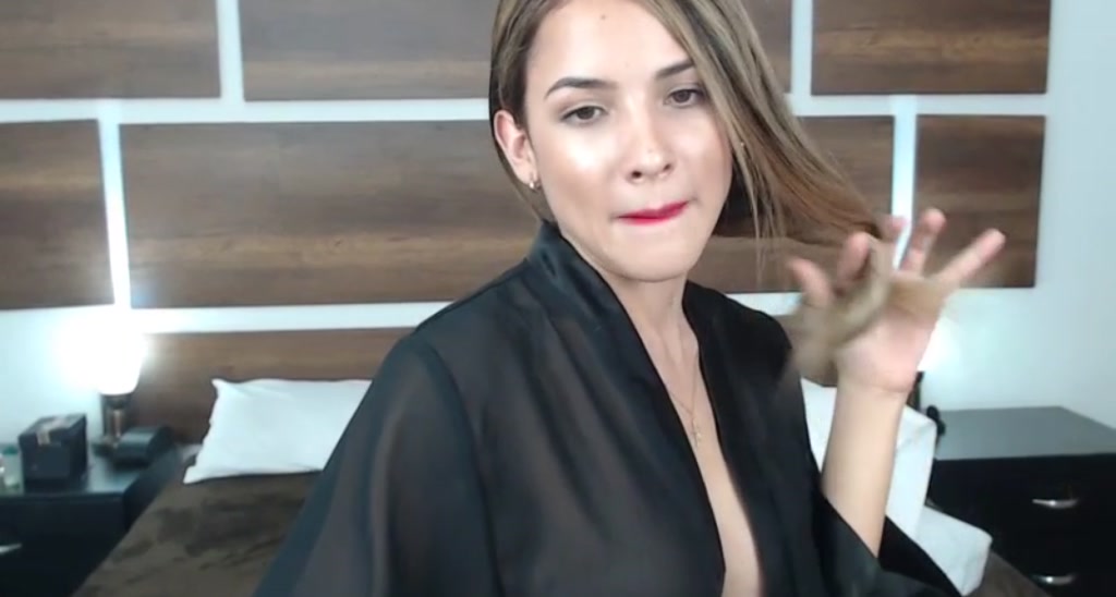 EMILIANA_CRUZ video thumbnail