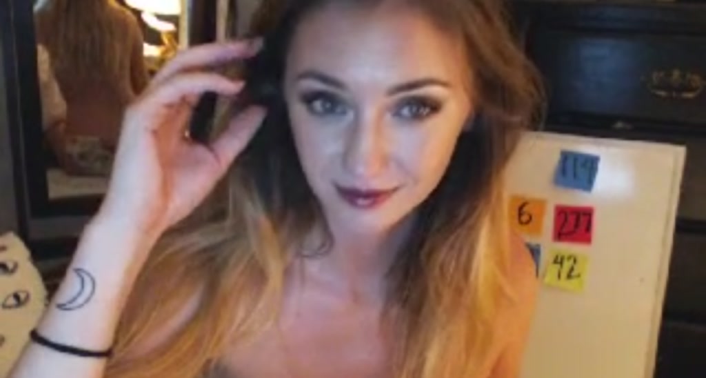GiaPeach video thumbnail
