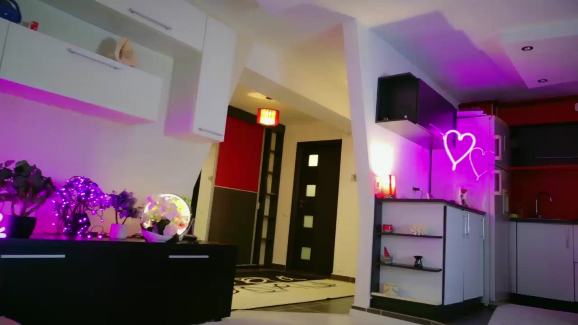 SmileyTinaa video thumbnail