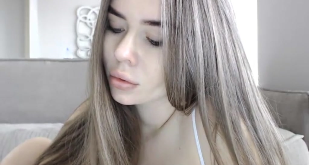 Linda_0nline video thumbnail