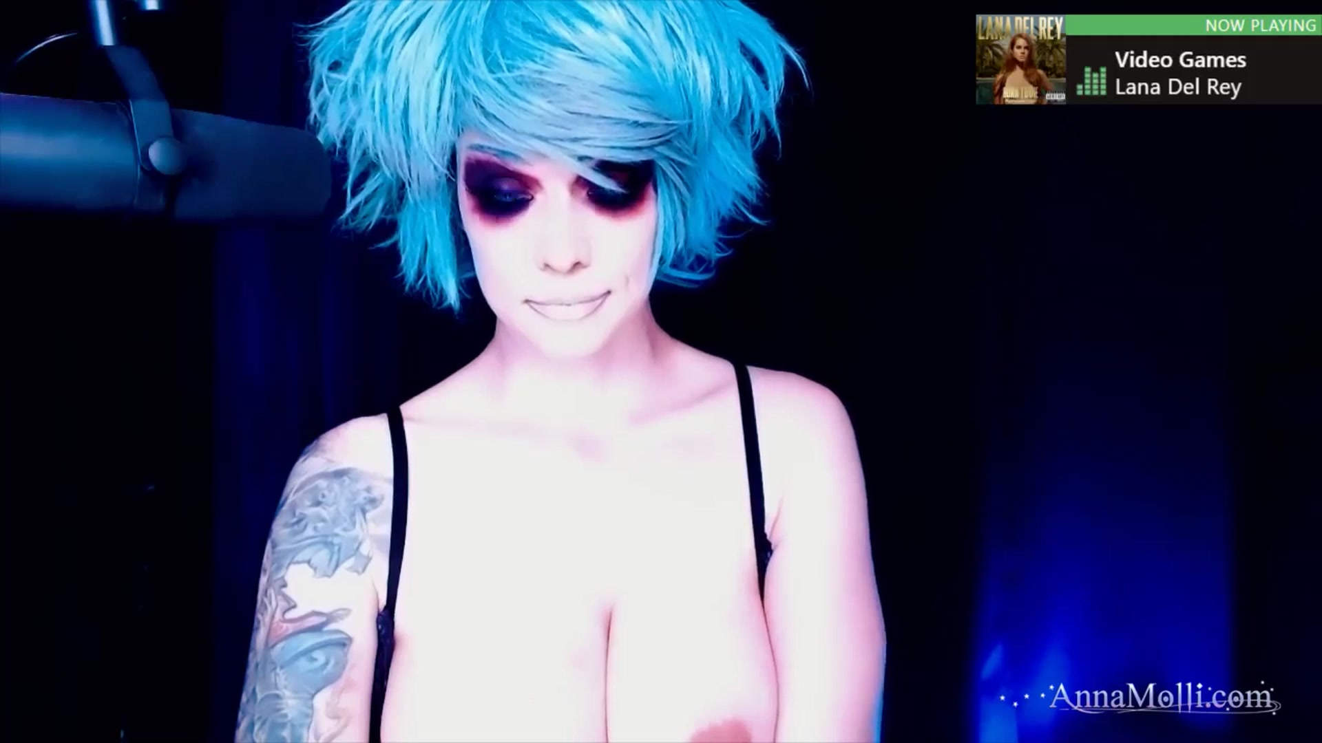 AnnaMolli video thumbnail