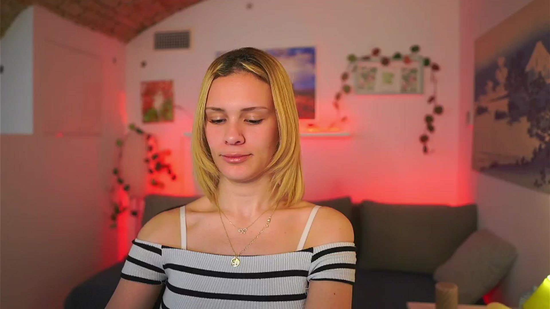 Aria_Sky video thumbnail