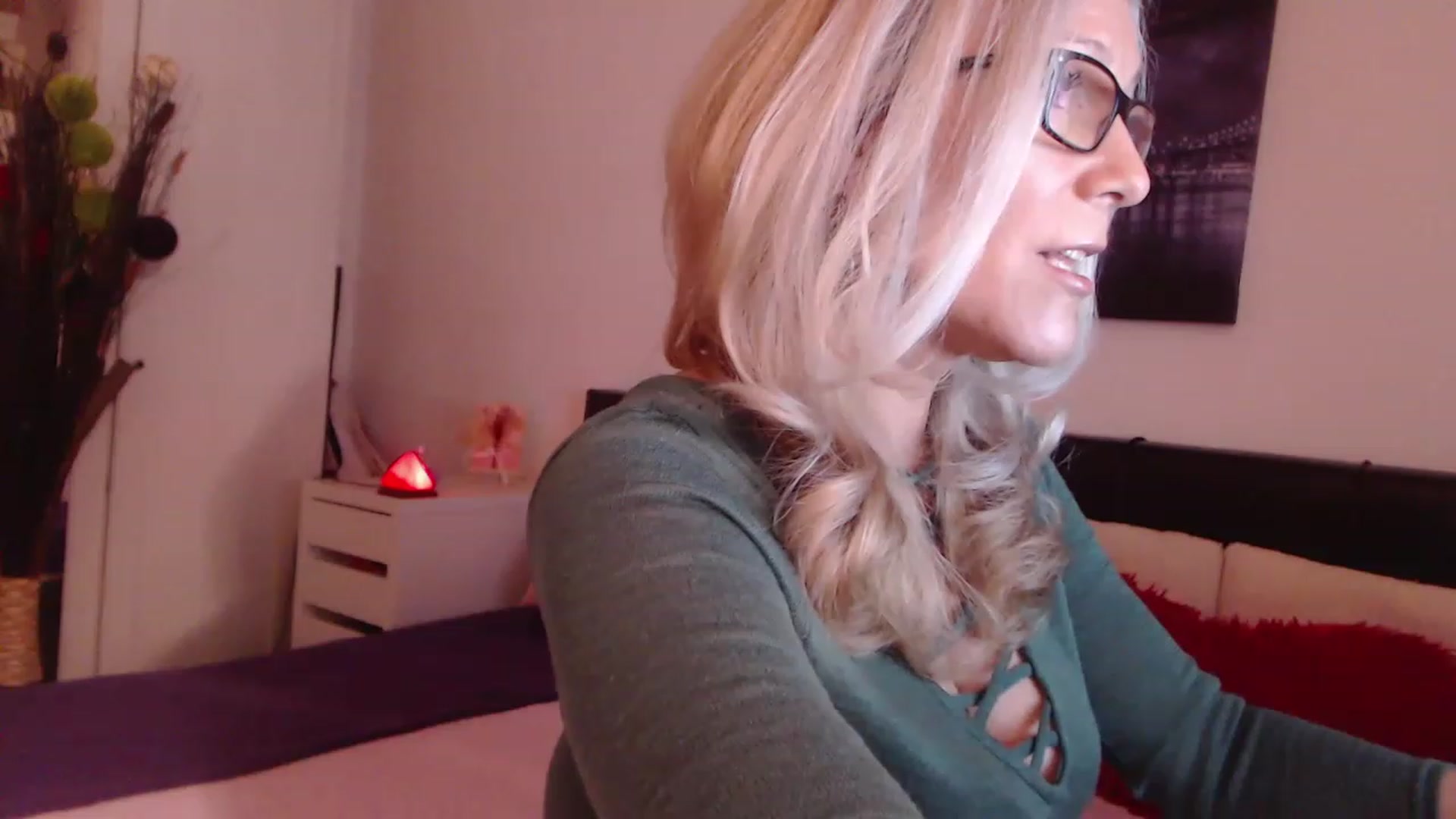 Reeya71 video thumbnail