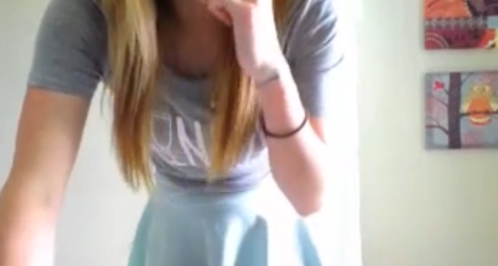 Elizabeth_XO video thumbnail