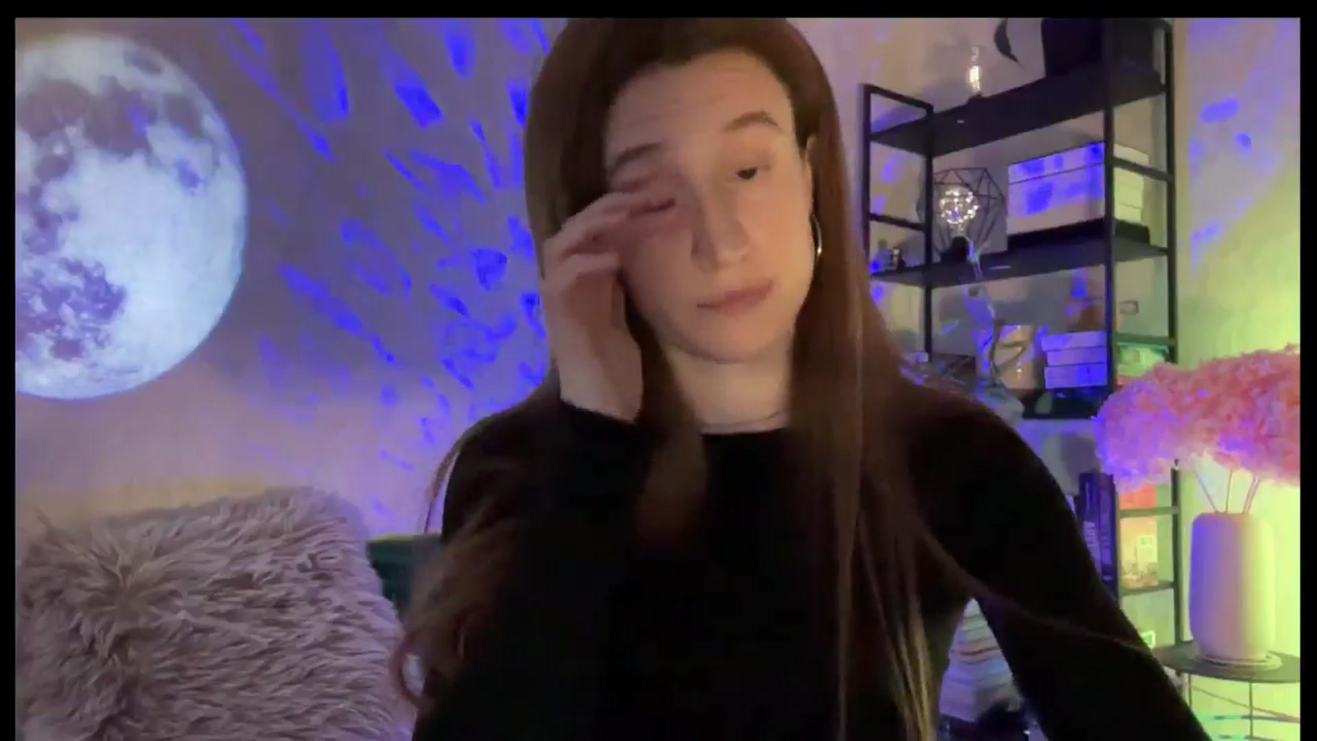 LovelyBvnny video thumbnail