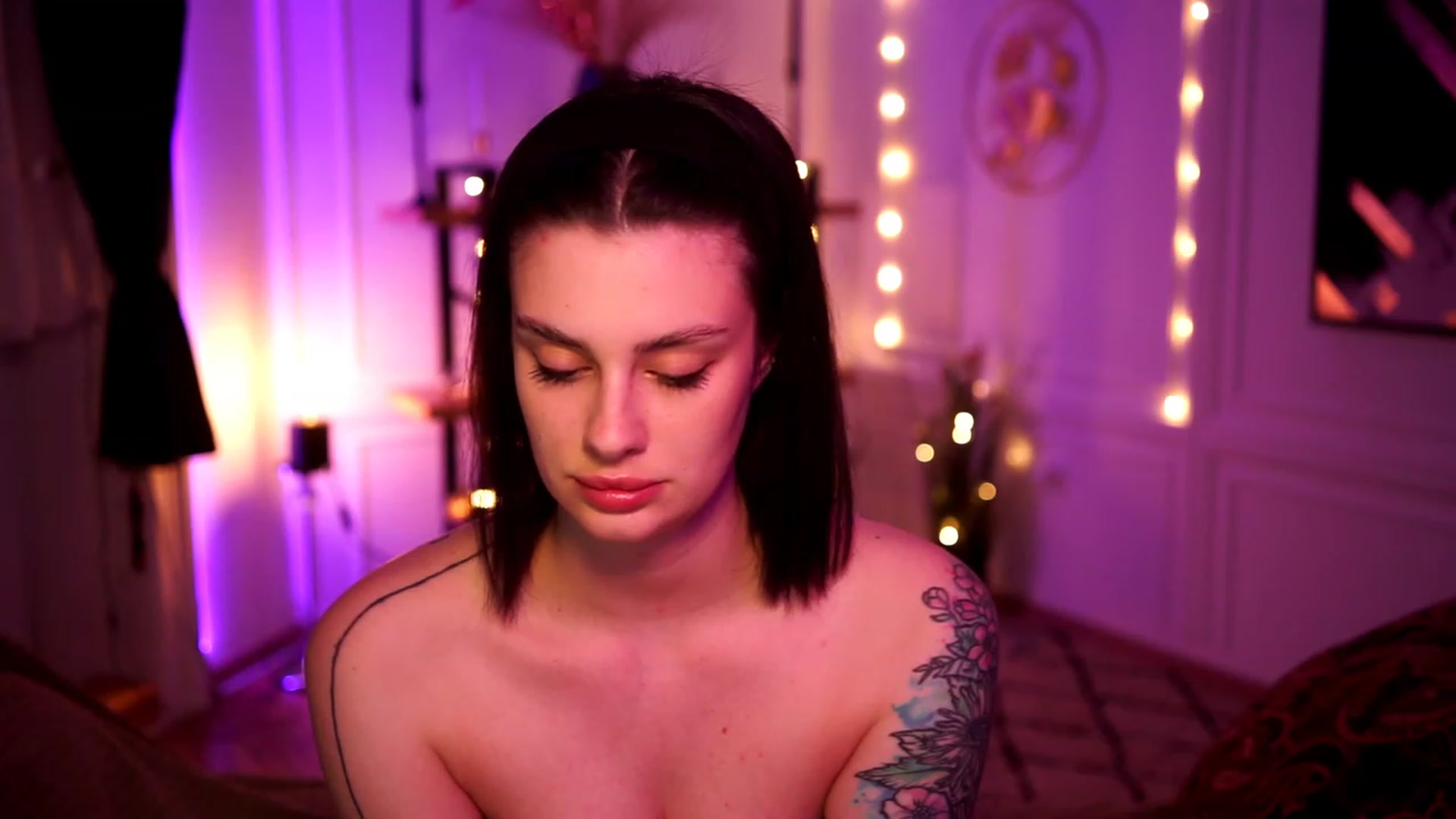 lucynutty video thumbnail