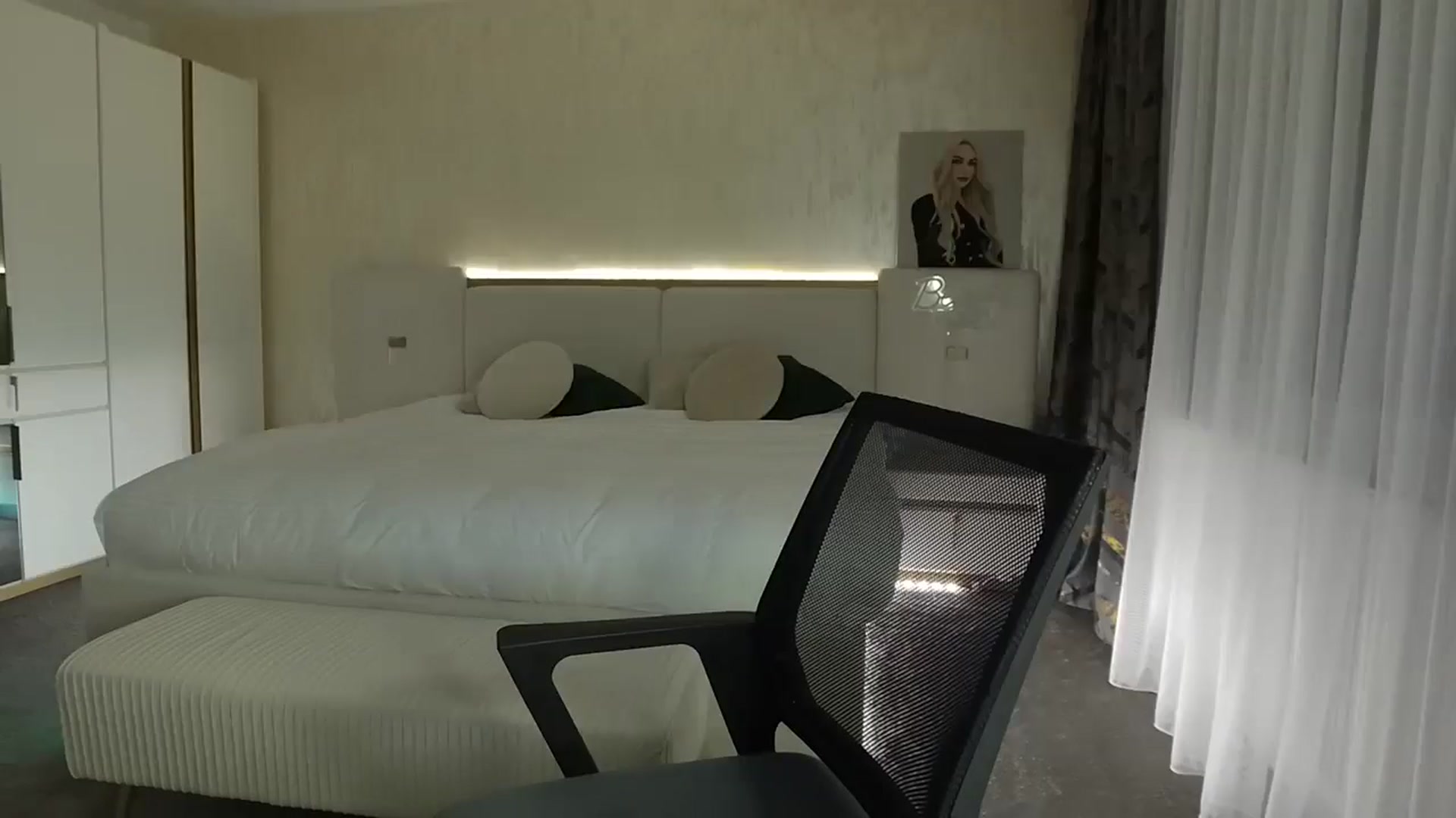 BlondeIsBack video thumbnail