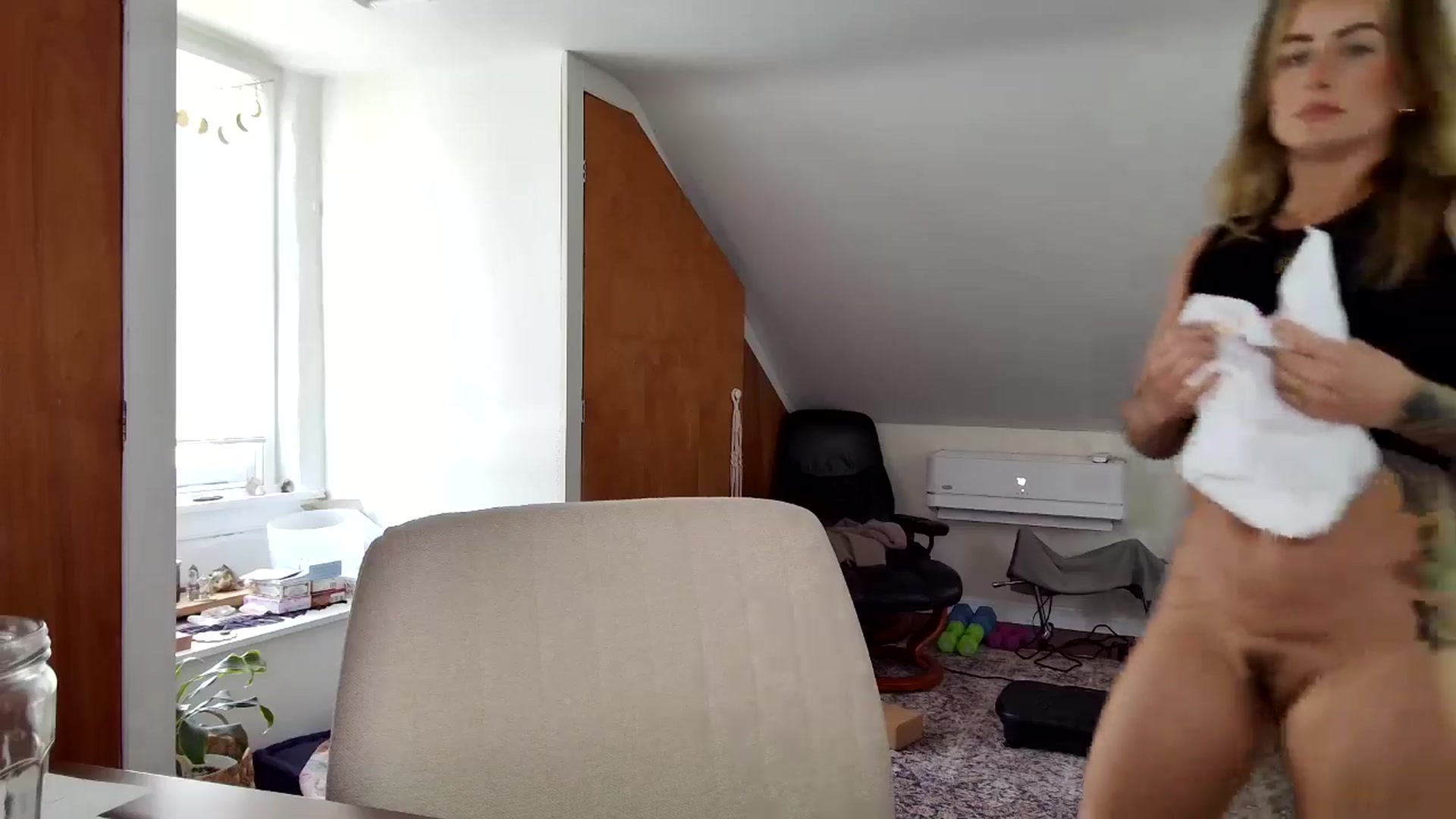 Lena_bee video thumbnail