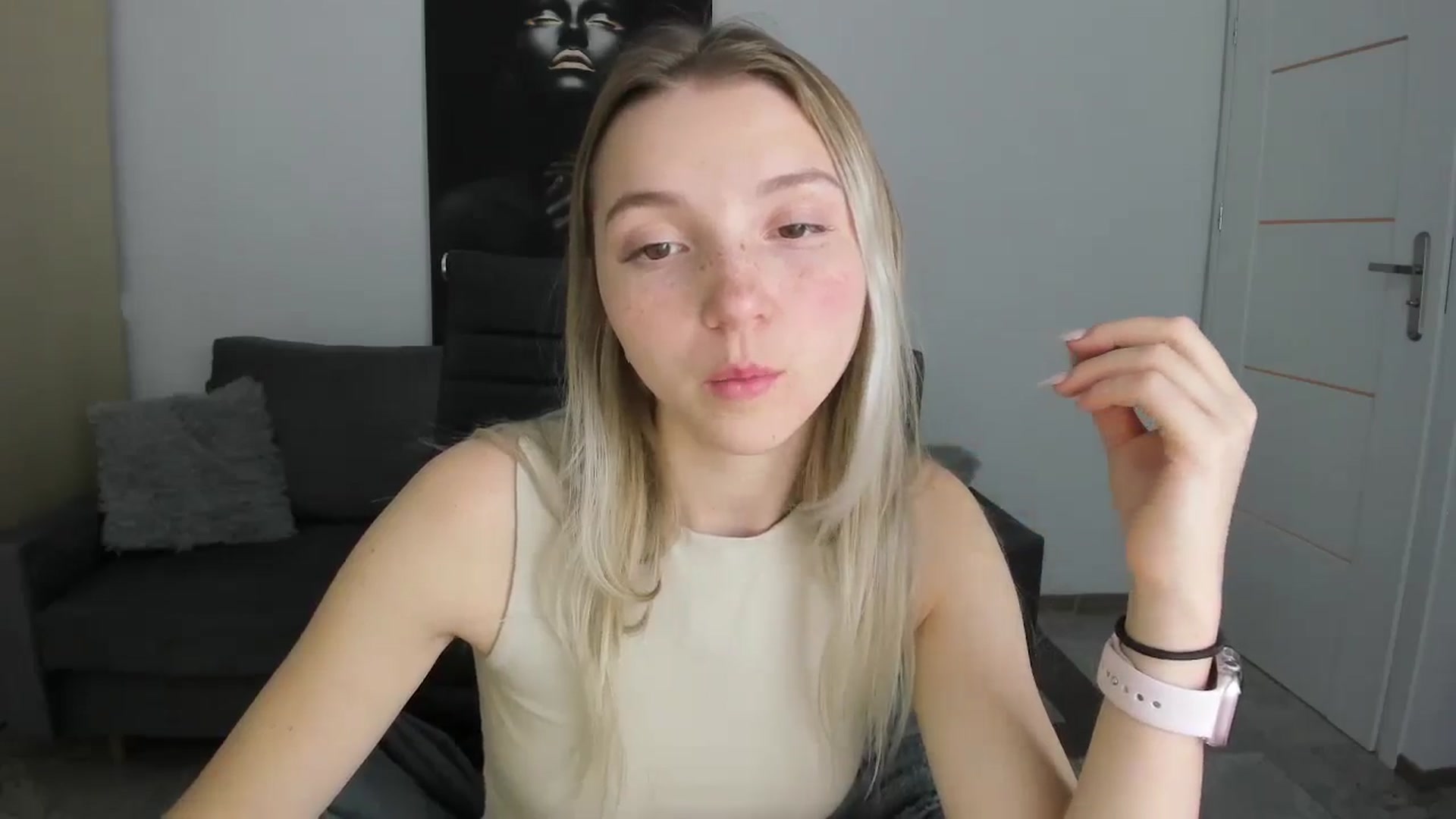 Daisyy video thumbnail