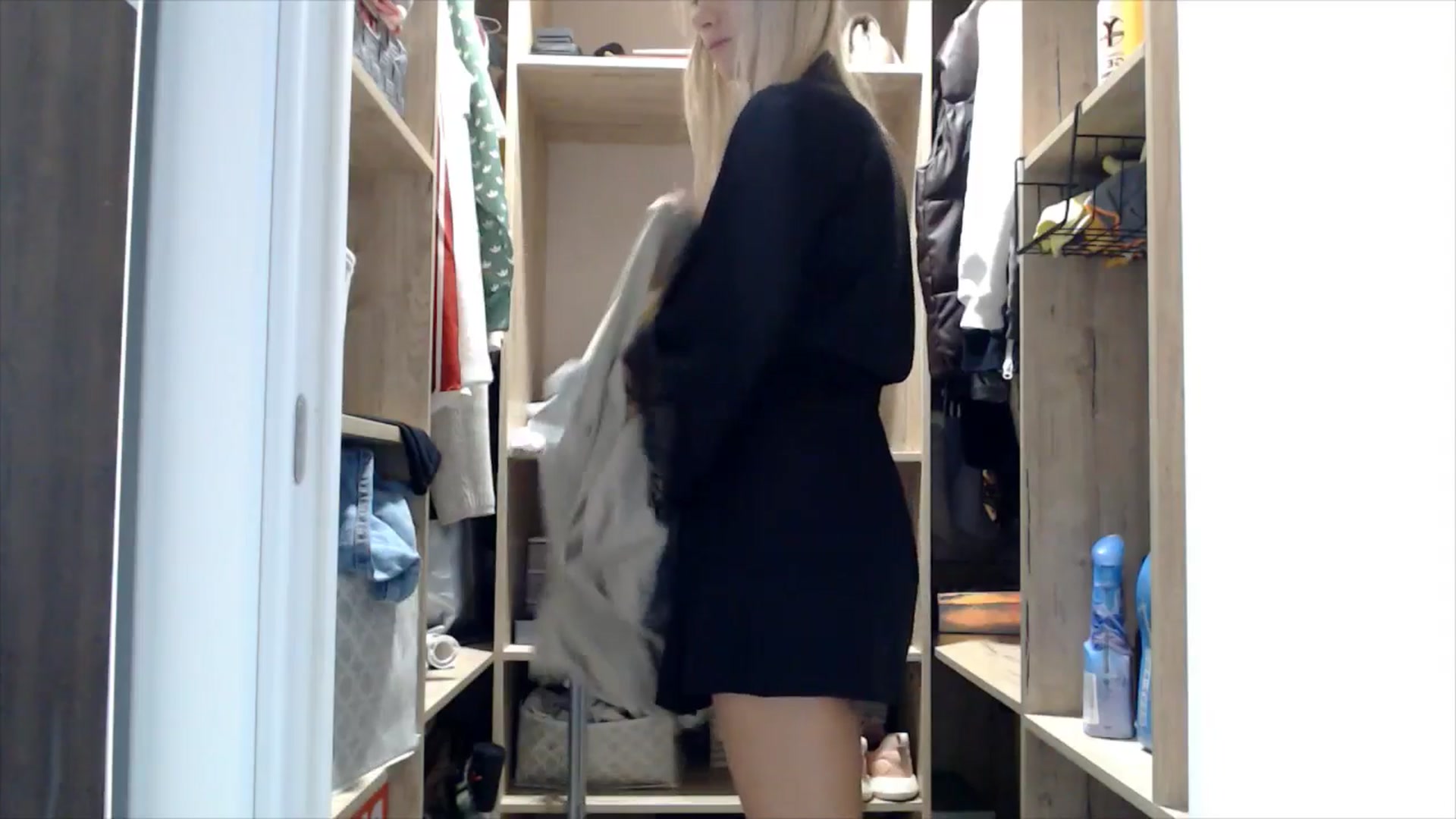 fiancee video thumbnail