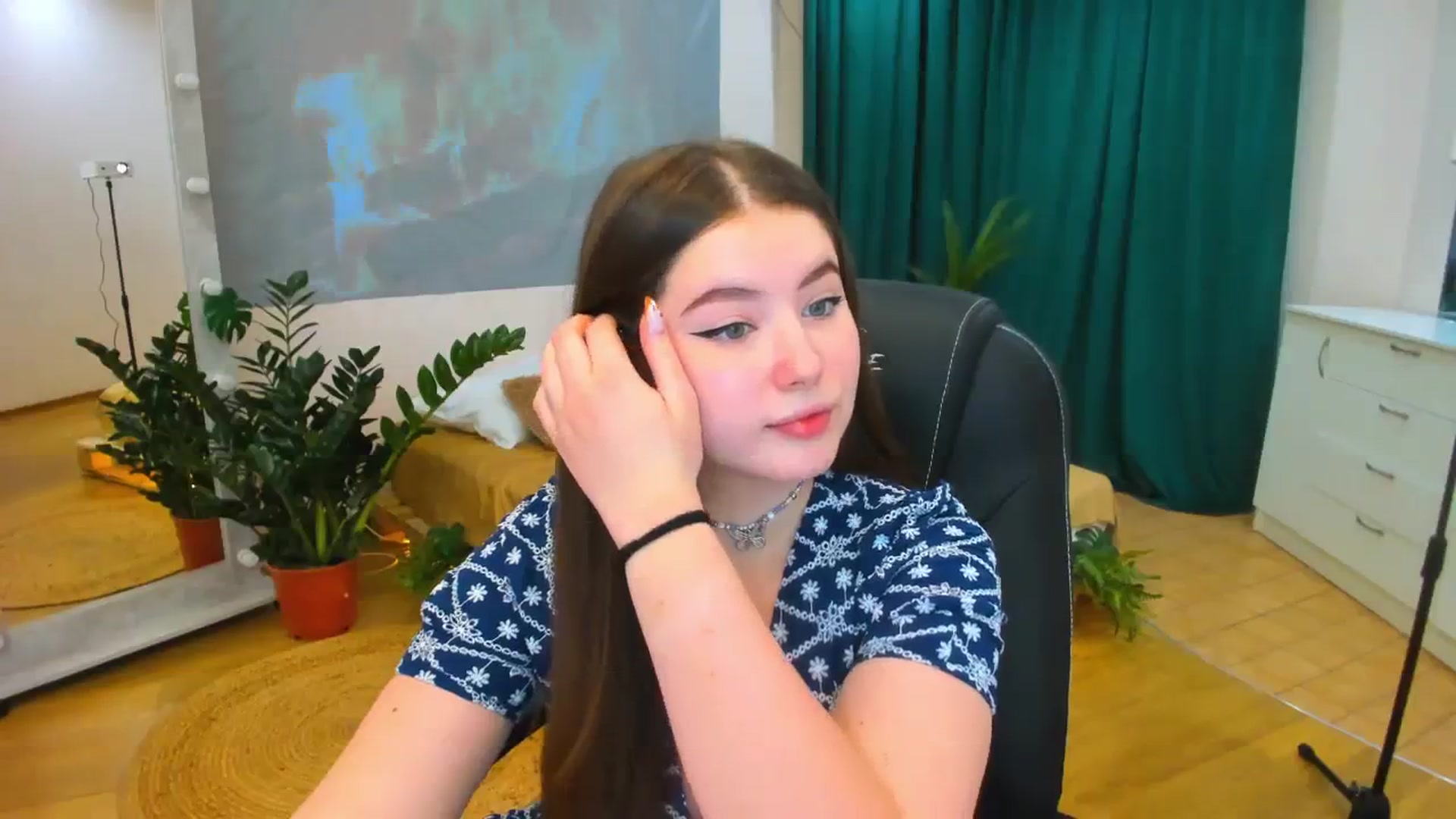 AdmireMyEyes video thumbnail